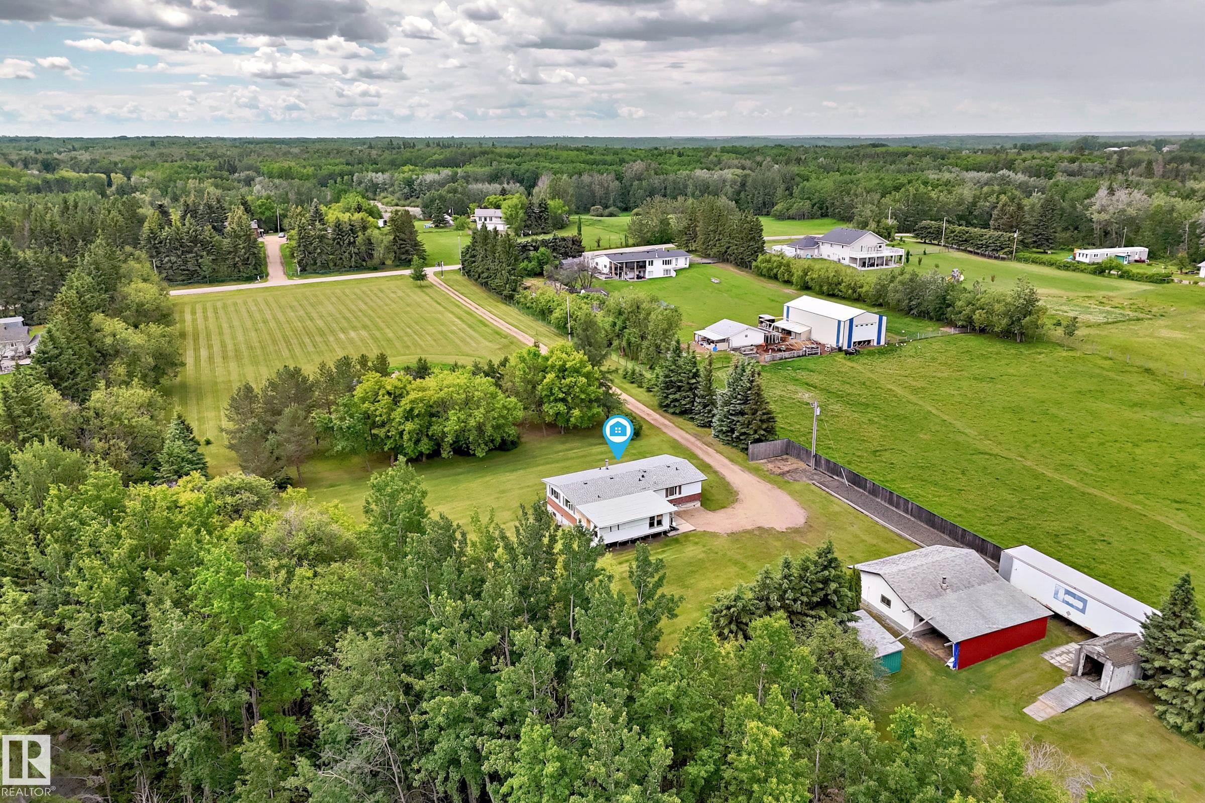 Photo 31 at 205 53110 Rge Road 213, Beverly Hills, Rural Strathcona County