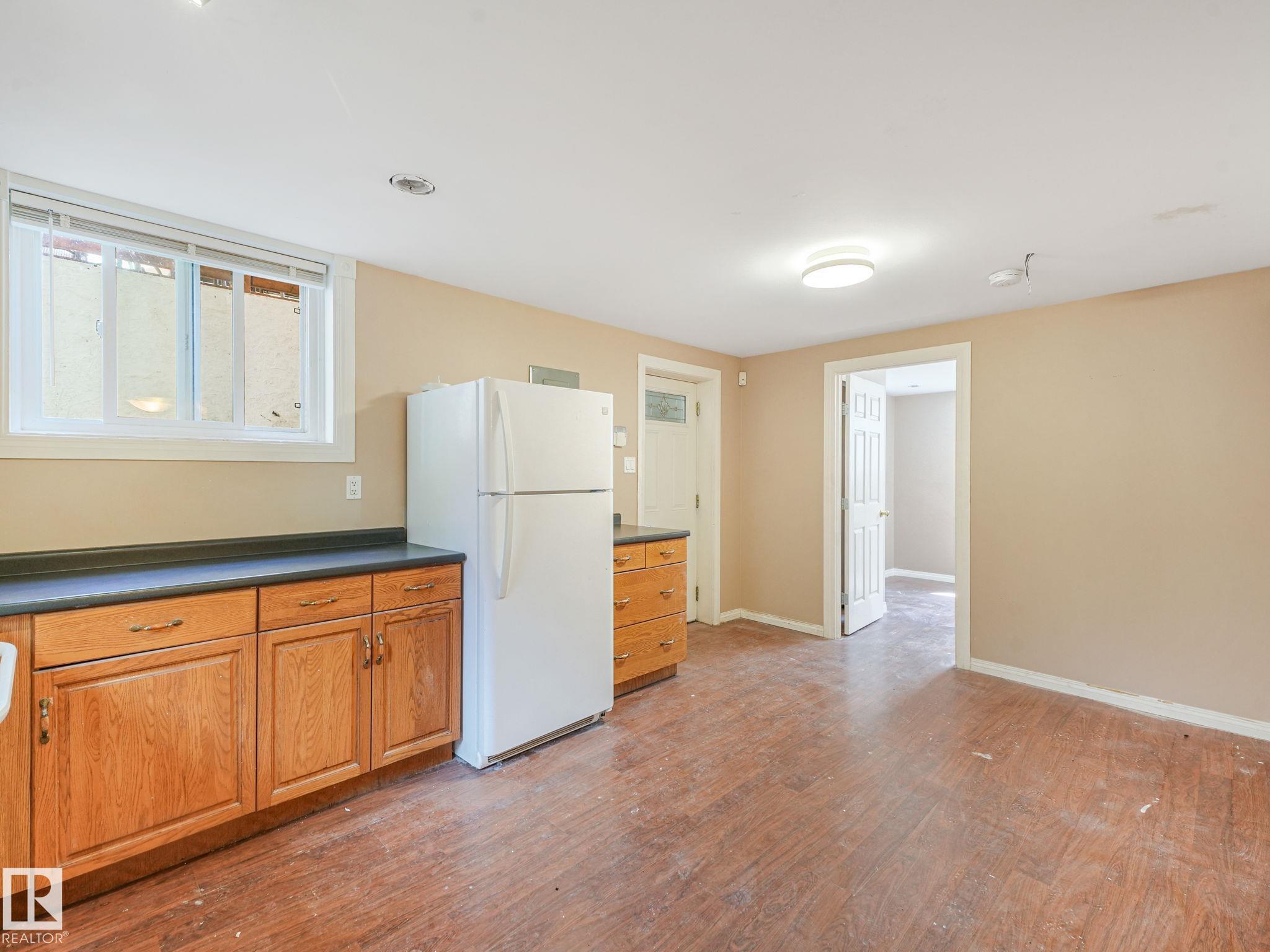 https://zimg.paragon.ice.com/ParagonImages/Property/PM/RAE/225408237/34/0/0/36a496f9e6bc008dd3cd6a9135032be6/1/9c2e442c329deeac953feff481b4544a/225408237-d05e2022-0152-420e-9d95-745abe788bf2.JPG