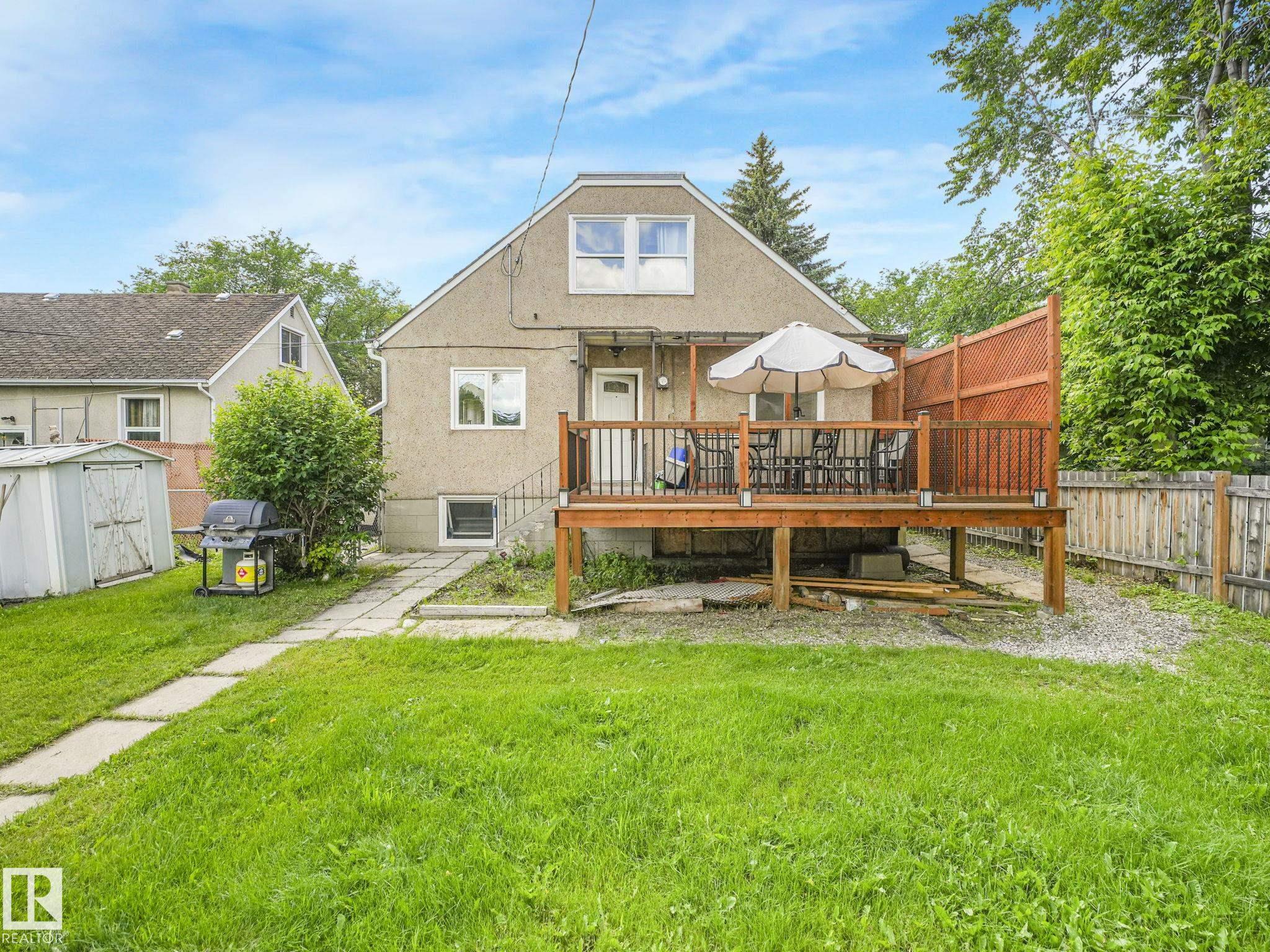 https://zimg.paragon.ice.com/ParagonImages/Property/PM/RAE/225408237/52/0/0/c715b98c7481751a1fe20667f66c3f74/1/9c2e442c329deeac953feff481b4544a/225408237-18124eb7-ca30-4610-b246-ceb1d90ead9a.JPG