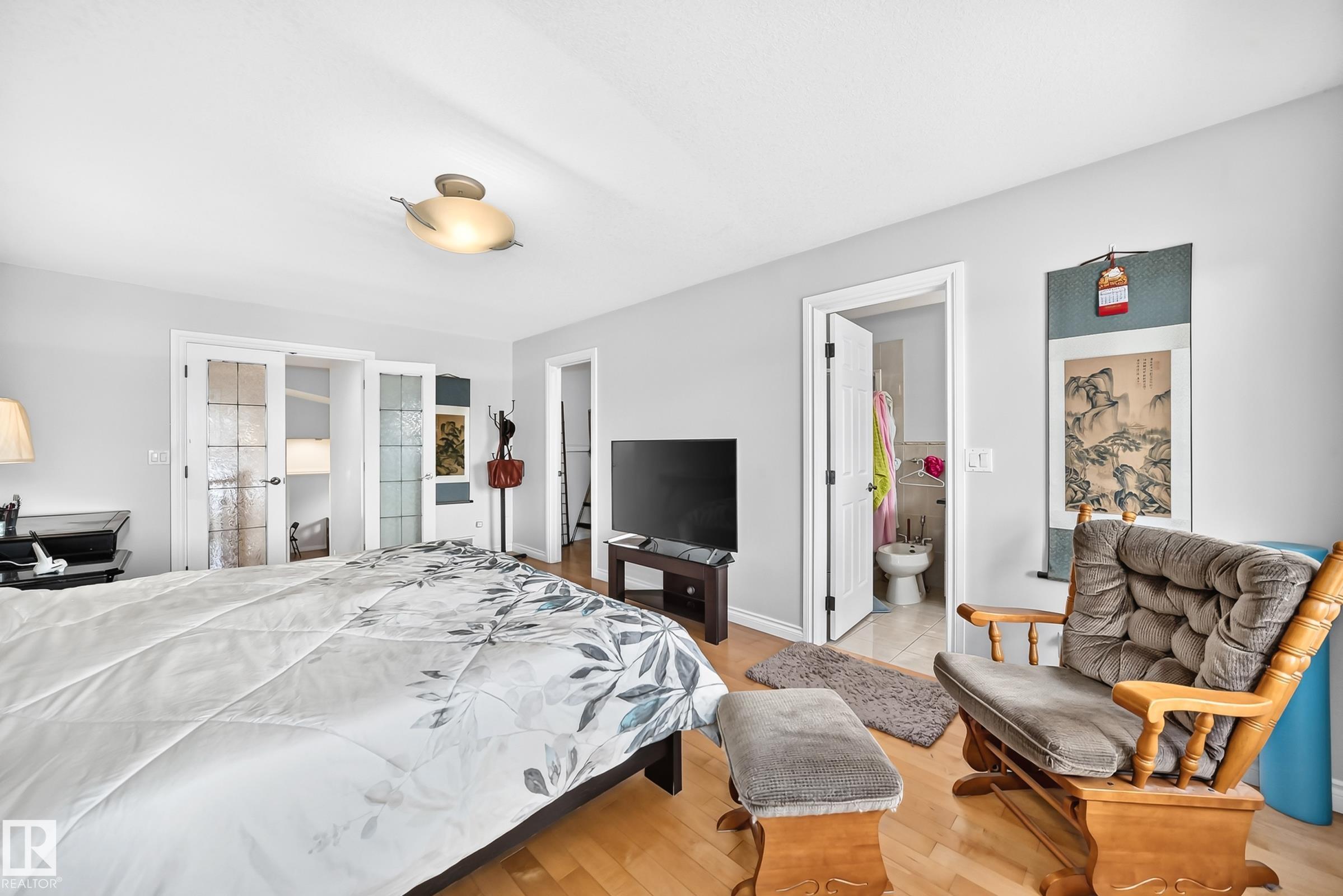 Photo 14 at 8517 156 Avenue NW, Belle Rive, Edmonton