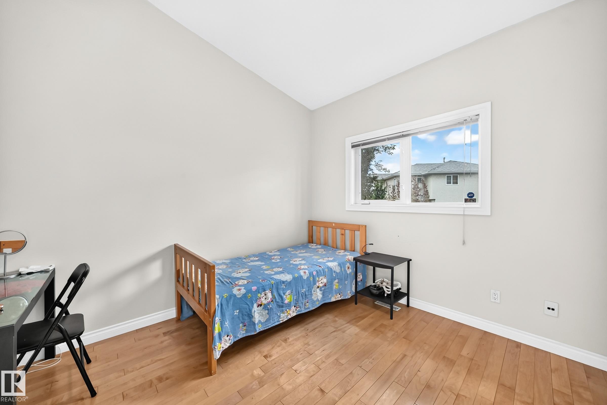 Photo 17 at 8517 156 Avenue NW, Belle Rive, Edmonton