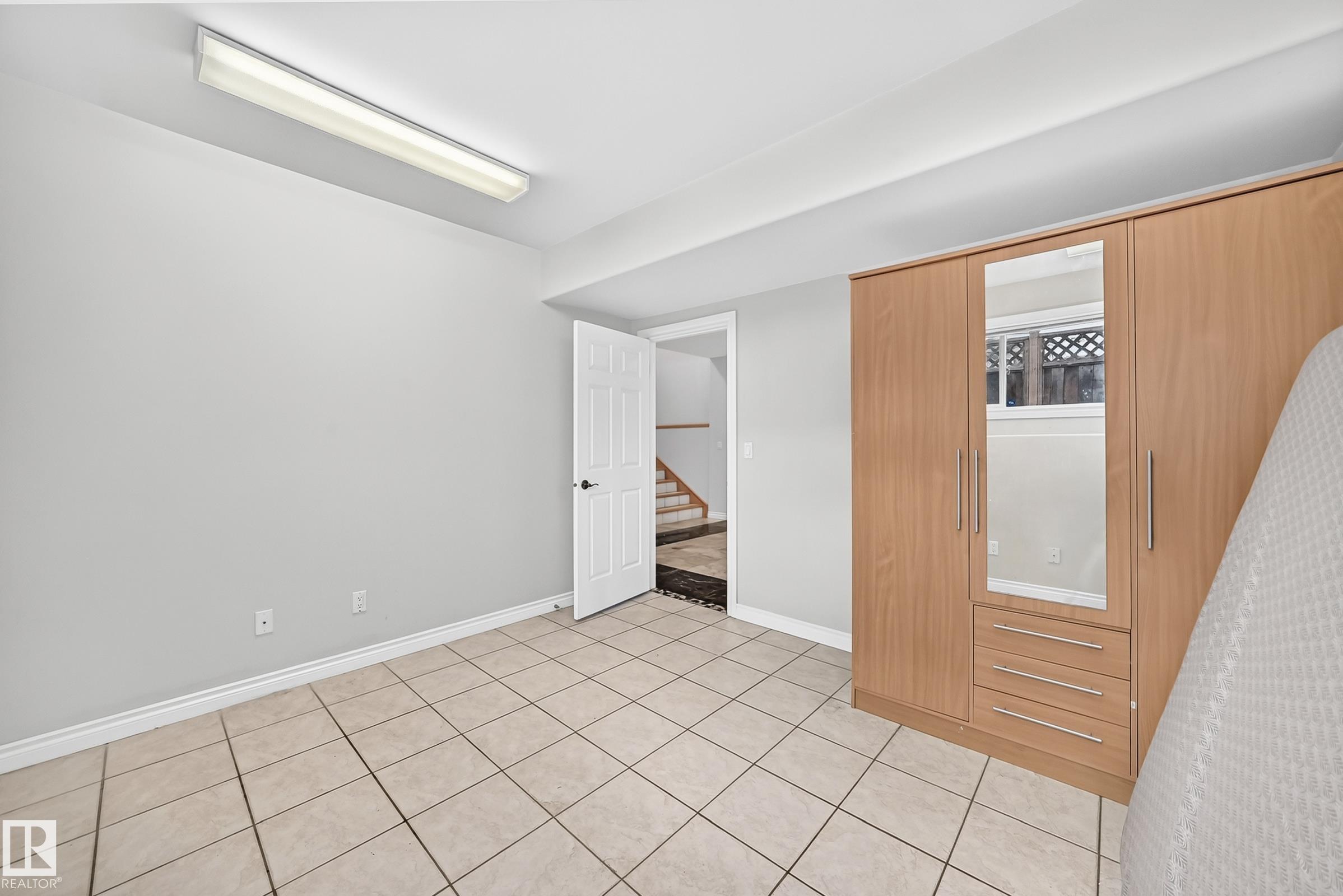 Photo 28 at 8517 156 Avenue NW, Belle Rive, Edmonton