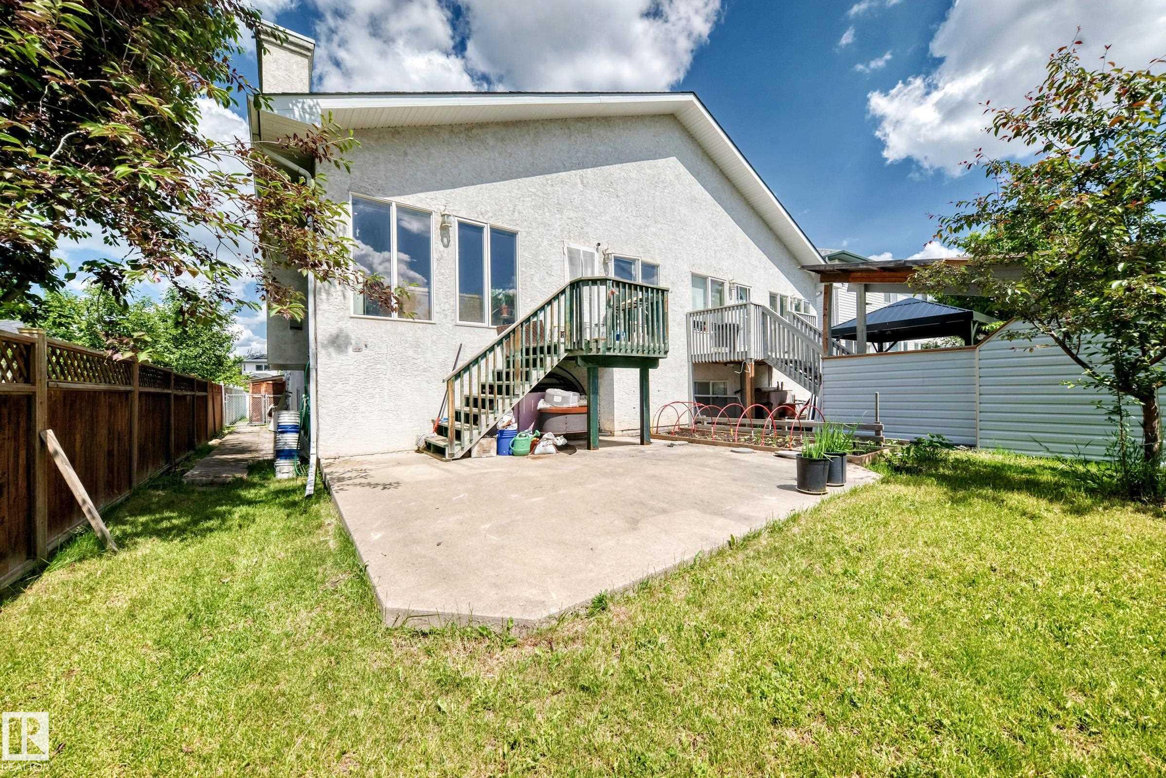 Photo 32 at 8517 156 Avenue NW, Belle Rive, Edmonton