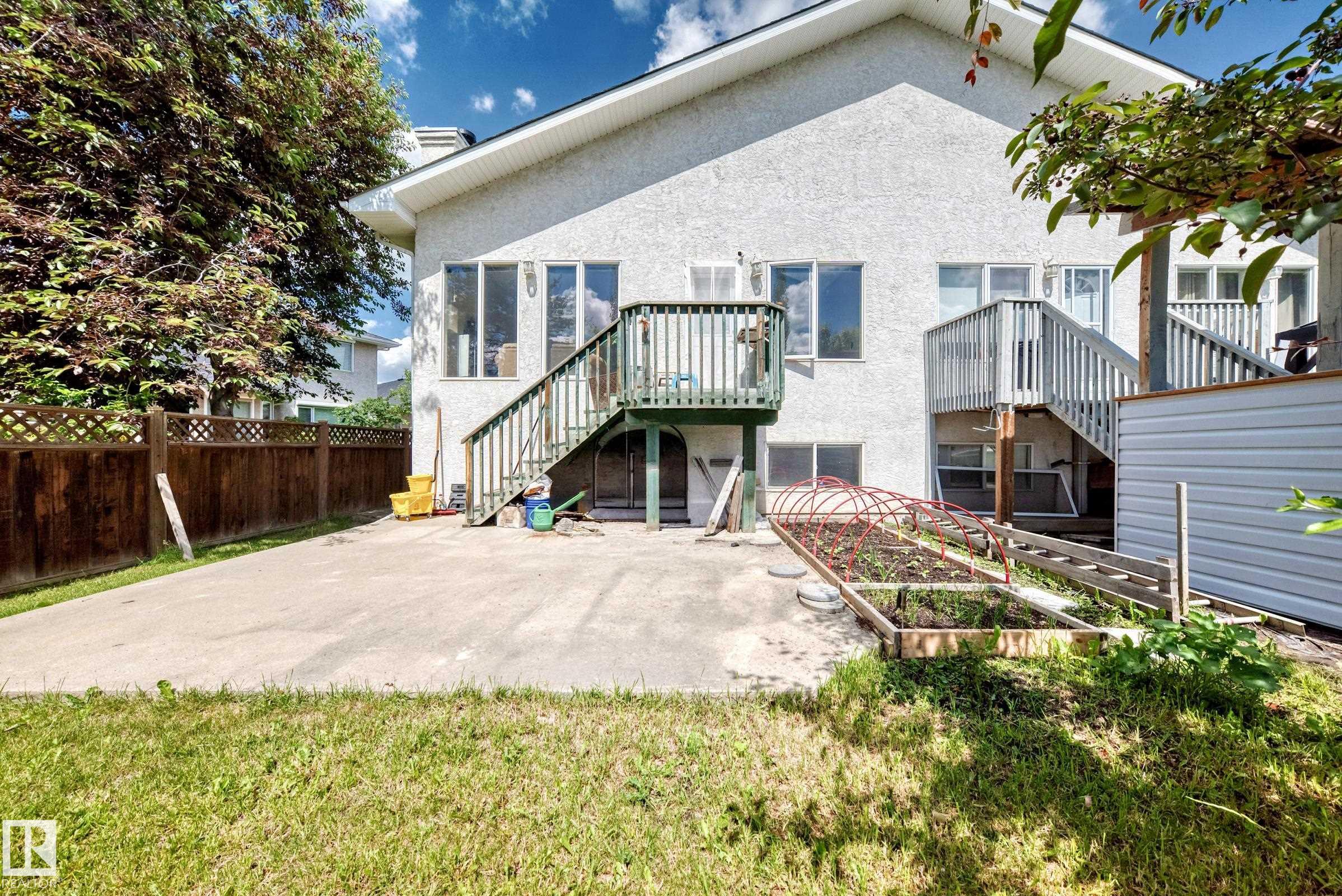 Photo 33 at 8517 156 Avenue NW, Belle Rive, Edmonton