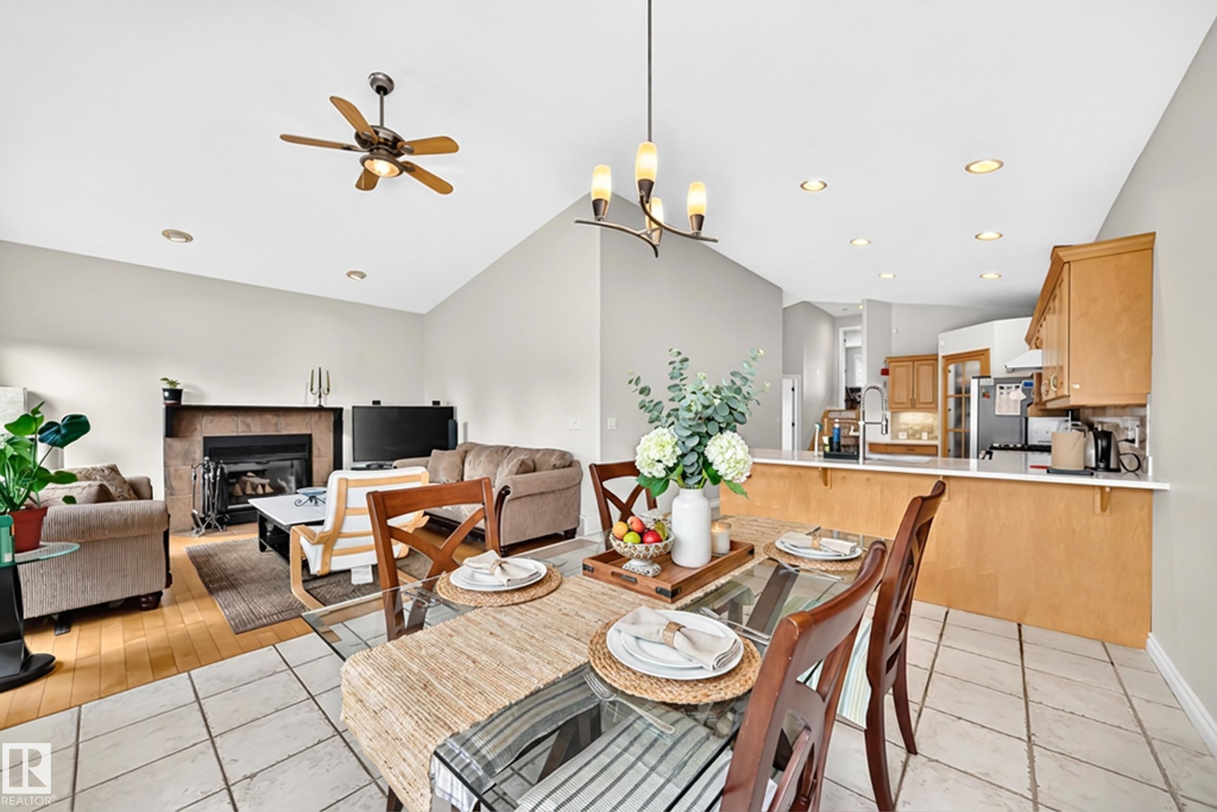 Photo 7 at 8517 156 Avenue NW, Belle Rive, Edmonton