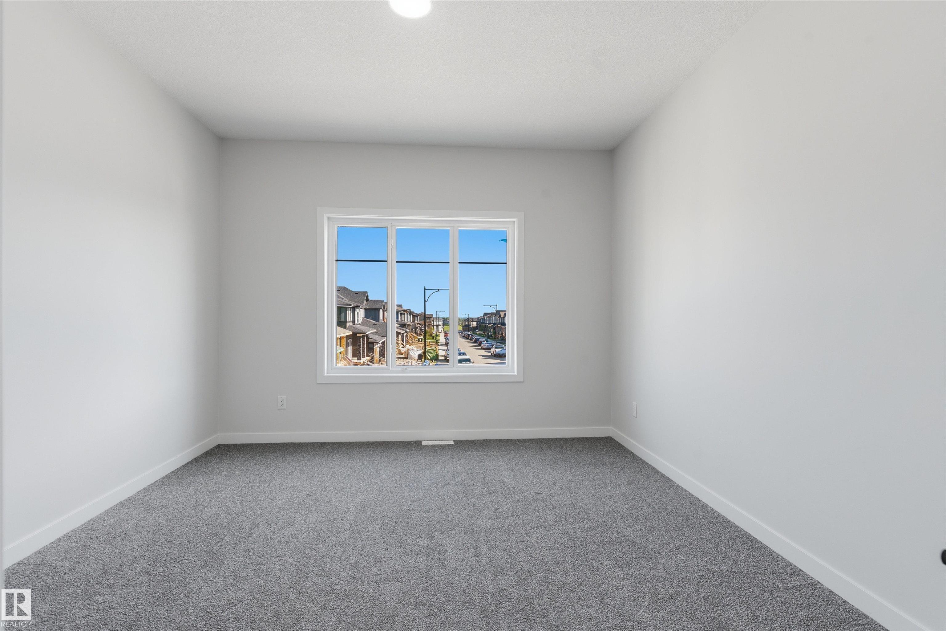 https://zimg.paragon.ice.com/ParagonImages/Property/PM/RAE/225408304/9/0/0/1c0e2b2eab0b9d054c8346adf4cbf31e/1/738b3d139a63b0ad112702fc97b6aa88/225408304-f94f6e25-f361-4660-8c44-491799428805.JPG