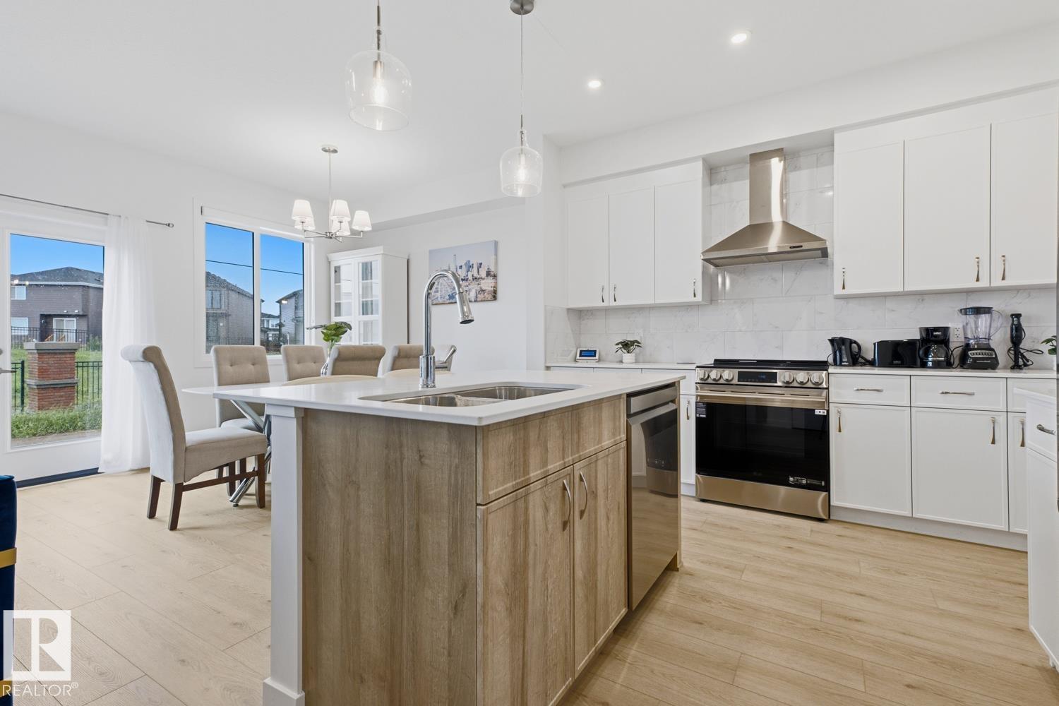 Photo 6 at 22924 82 Avenue NW, Rosenthal, Edmonton
