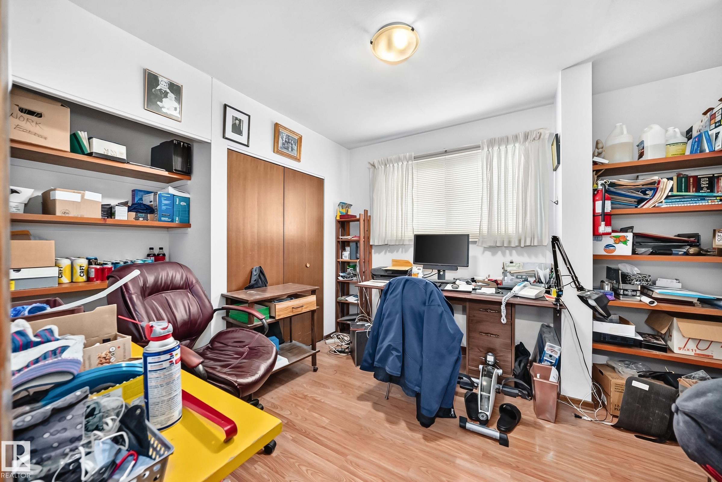 https://zimg.paragon.ice.com/ParagonImages/Property/PM/RAE/225408325/20/0/0/abfff4a0ca959c2eb92be0da07efd6b6/1/ba4f8924f2b356dde759fed987b028bd/225408325-4fd20111-cce4-474e-ab82-162c08ed6f04.JPG