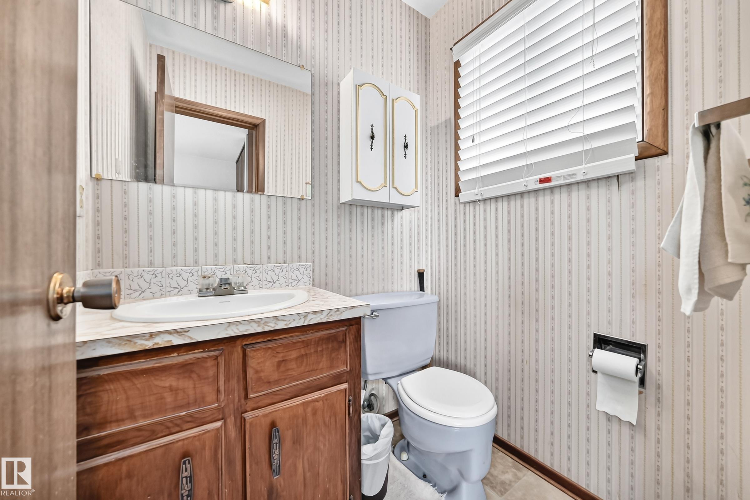 https://zimg.paragon.ice.com/ParagonImages/Property/PM/RAE/225408325/33/0/0/82db494f3812b59d64a22dec40f4e9ca/1/ba4f8924f2b356dde759fed987b028bd/225408325-db100361-93b1-4928-acba-5331347439c0.JPG