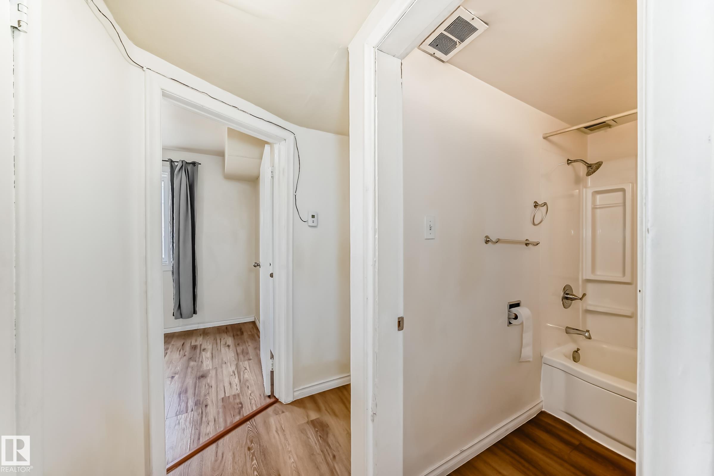 Photo 19 at 11716 124 Street NW, Inglewood, Edmonton