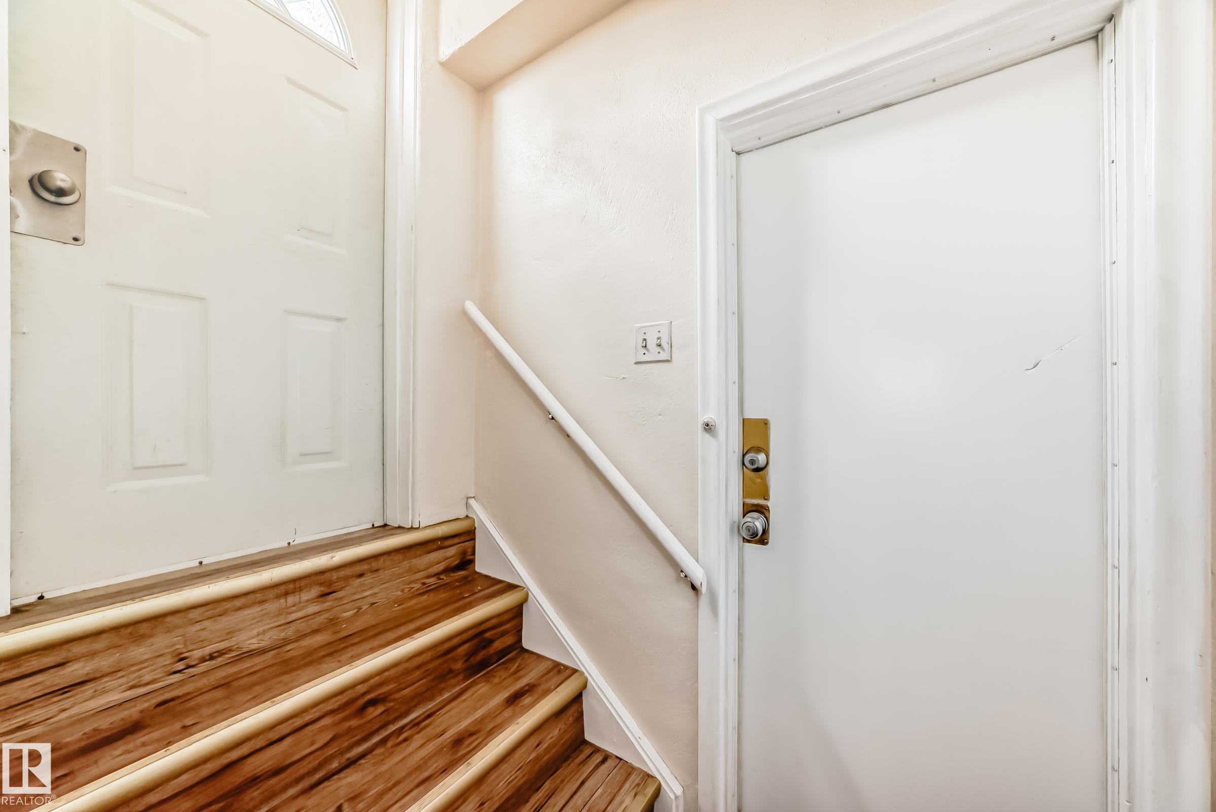 Photo 23 at 11716 124 Street NW, Inglewood, Edmonton