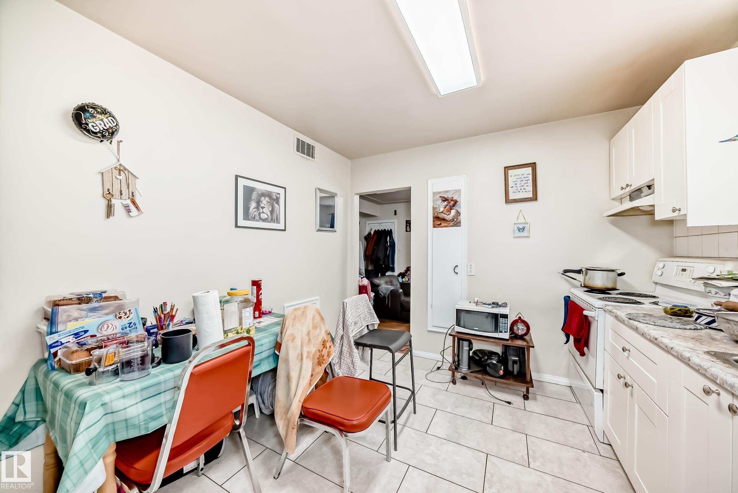 Photo 31 at 11716 124 Street NW, Inglewood, Edmonton