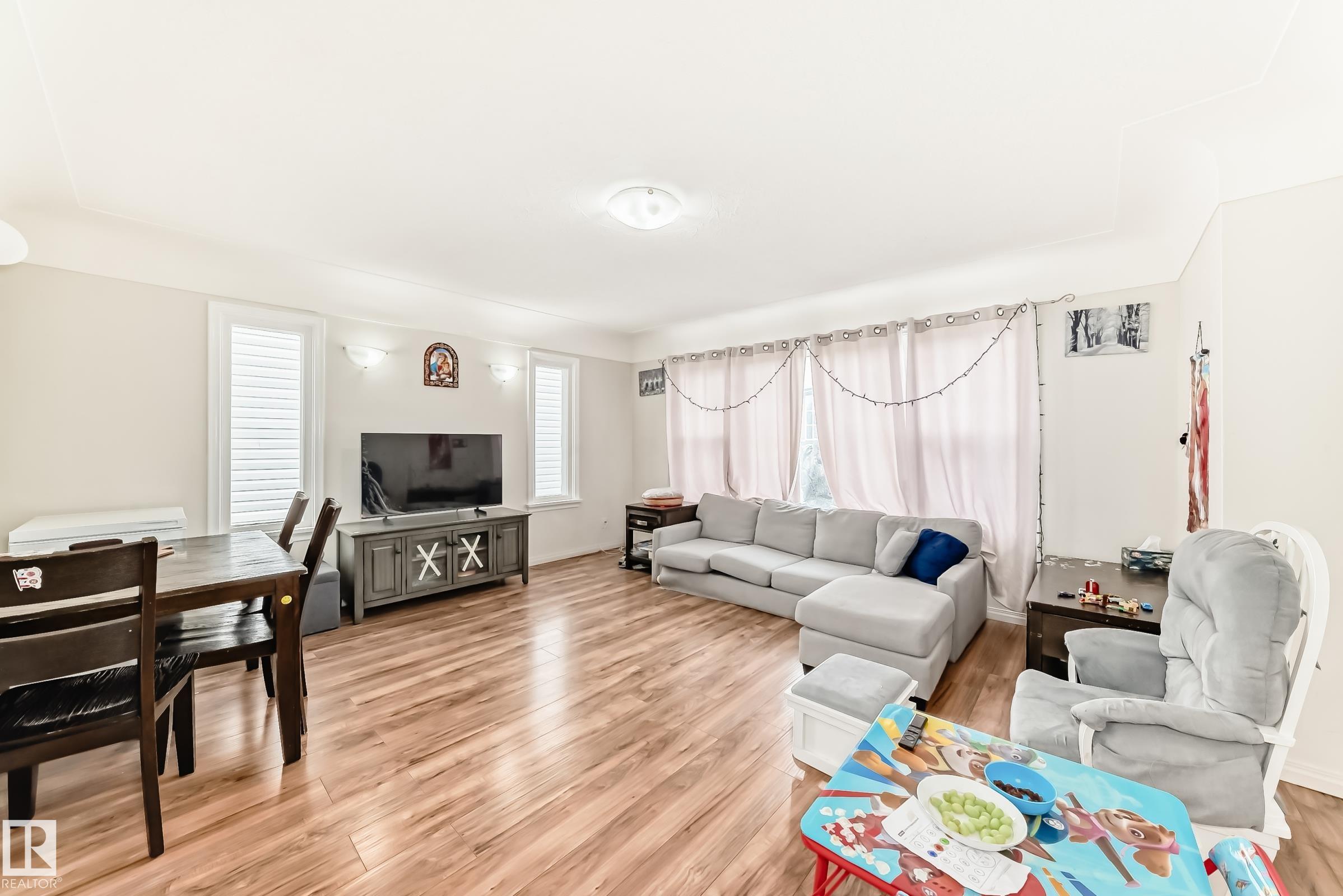 Photo 42 at 11716 124 Street NW, Inglewood, Edmonton