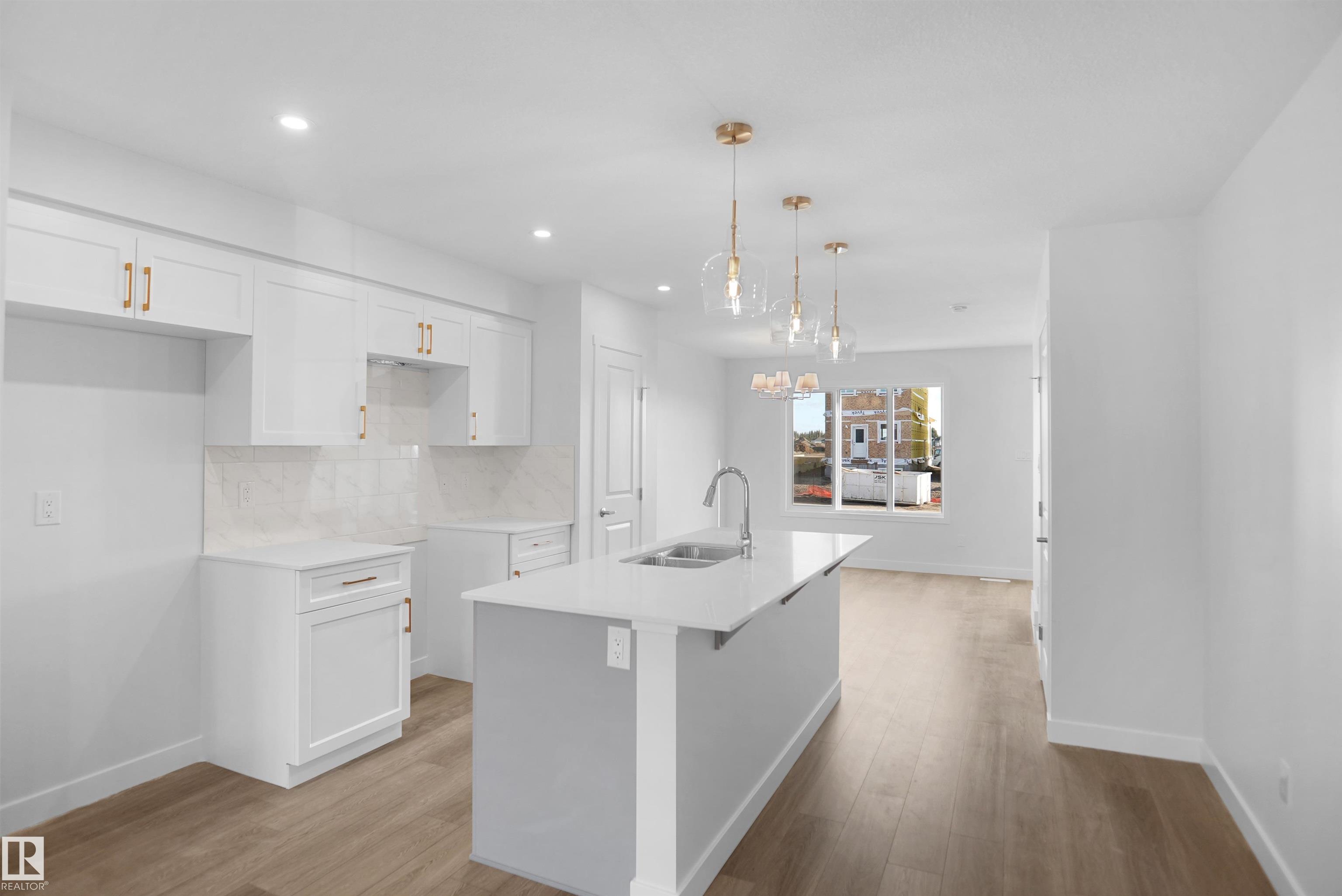 Photo 7 at 22525 83a Avenue NW, Rosenthal, Edmonton