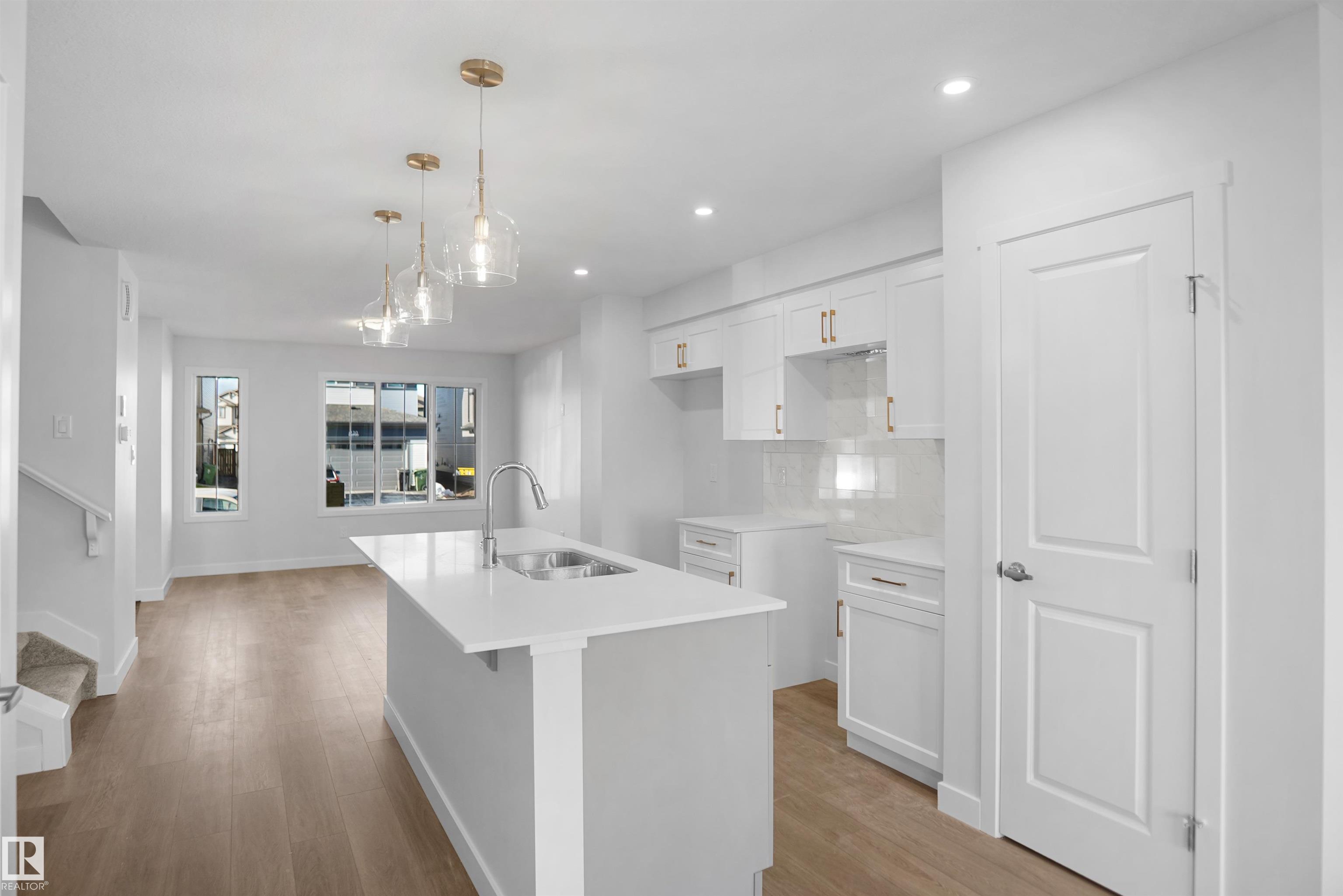 Photo 9 at 22525 83a Avenue NW, Rosenthal, Edmonton