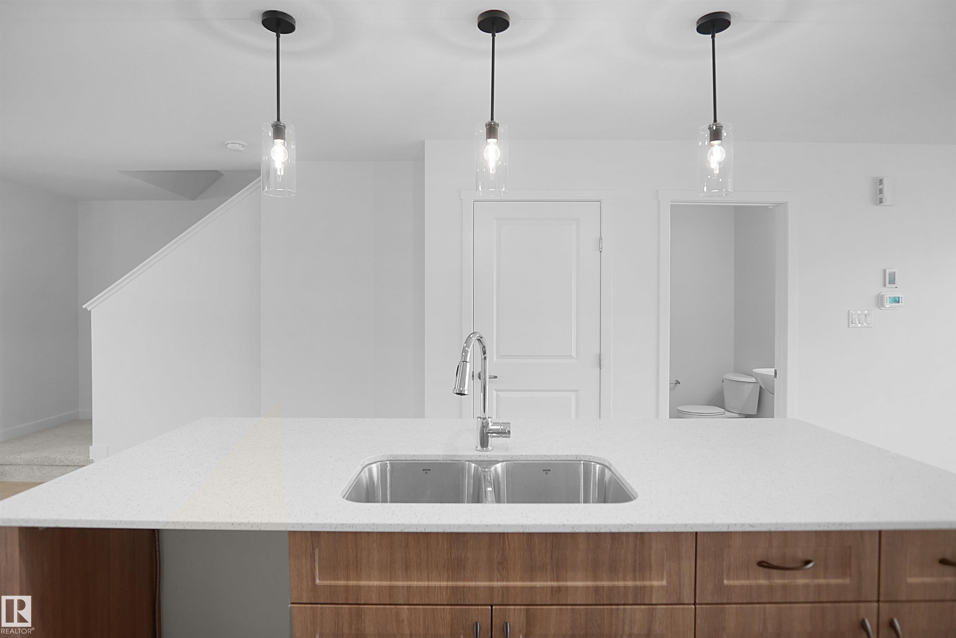 Photo 11 at 22513 83a Avenue NW, Rosenthal, Edmonton
