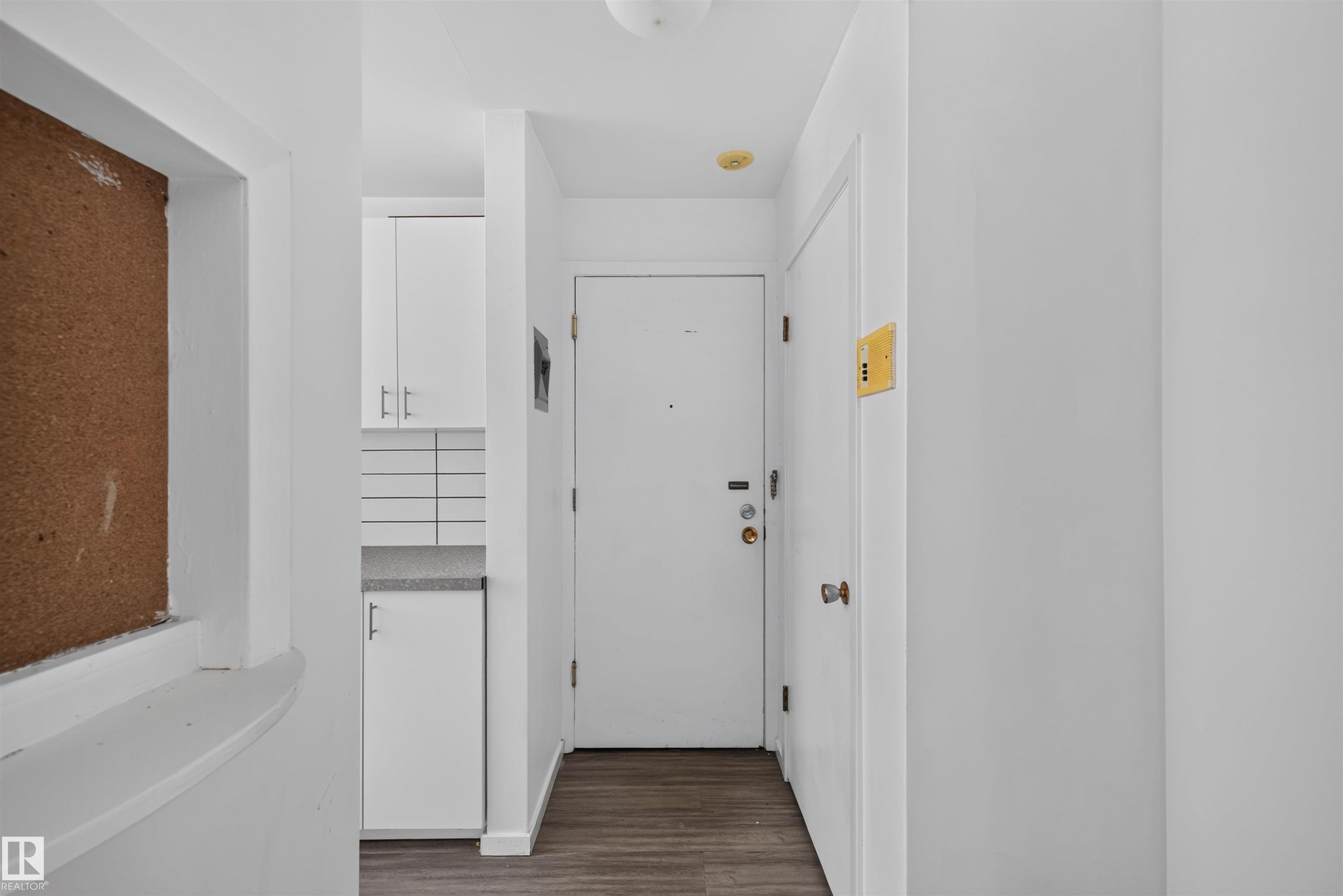 Photo 17 at 6 - 10230 122 Street NW, Wîhkwêntôwin, Edmonton