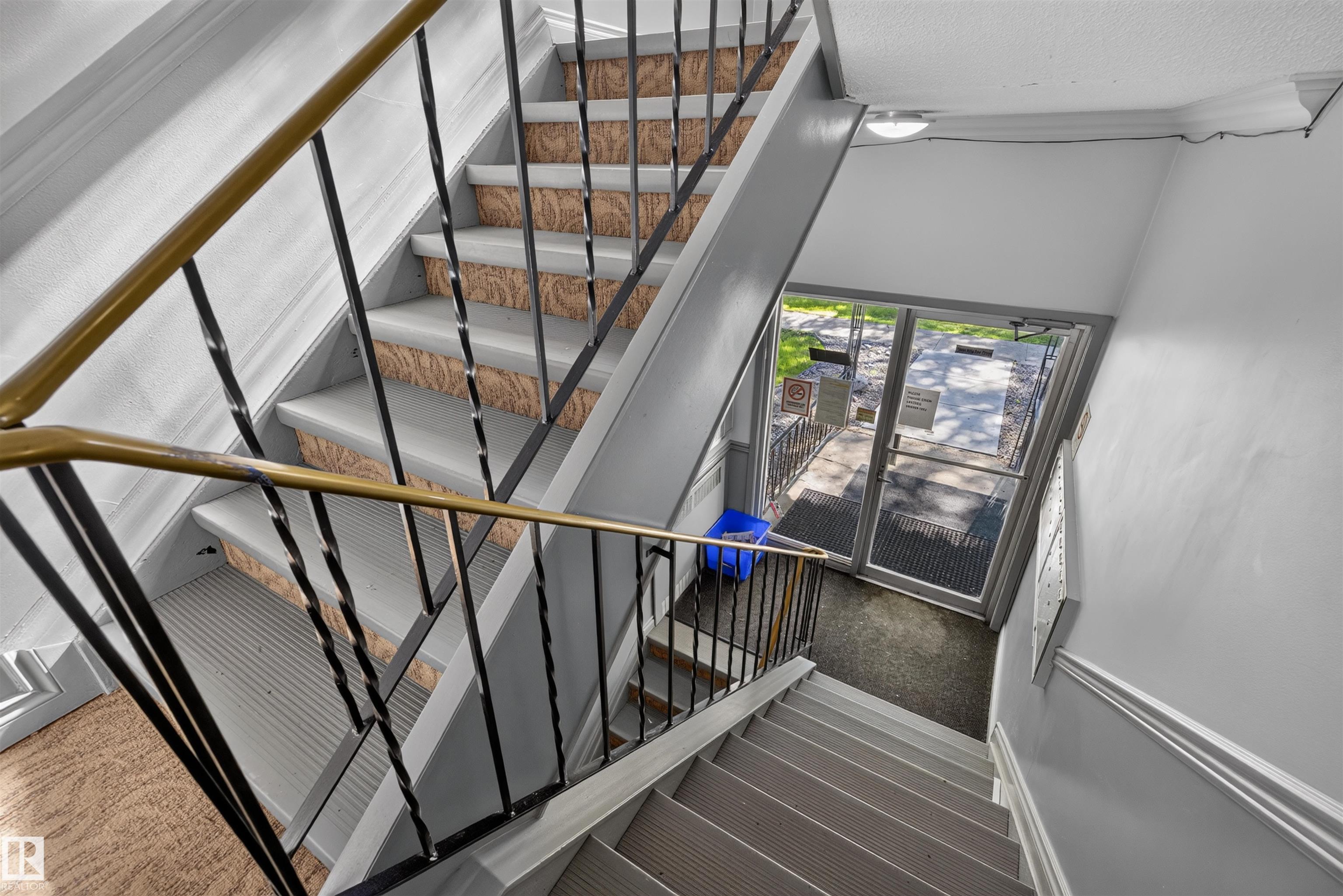 Photo 19 at 6 - 10230 122 Street NW, Wîhkwêntôwin, Edmonton