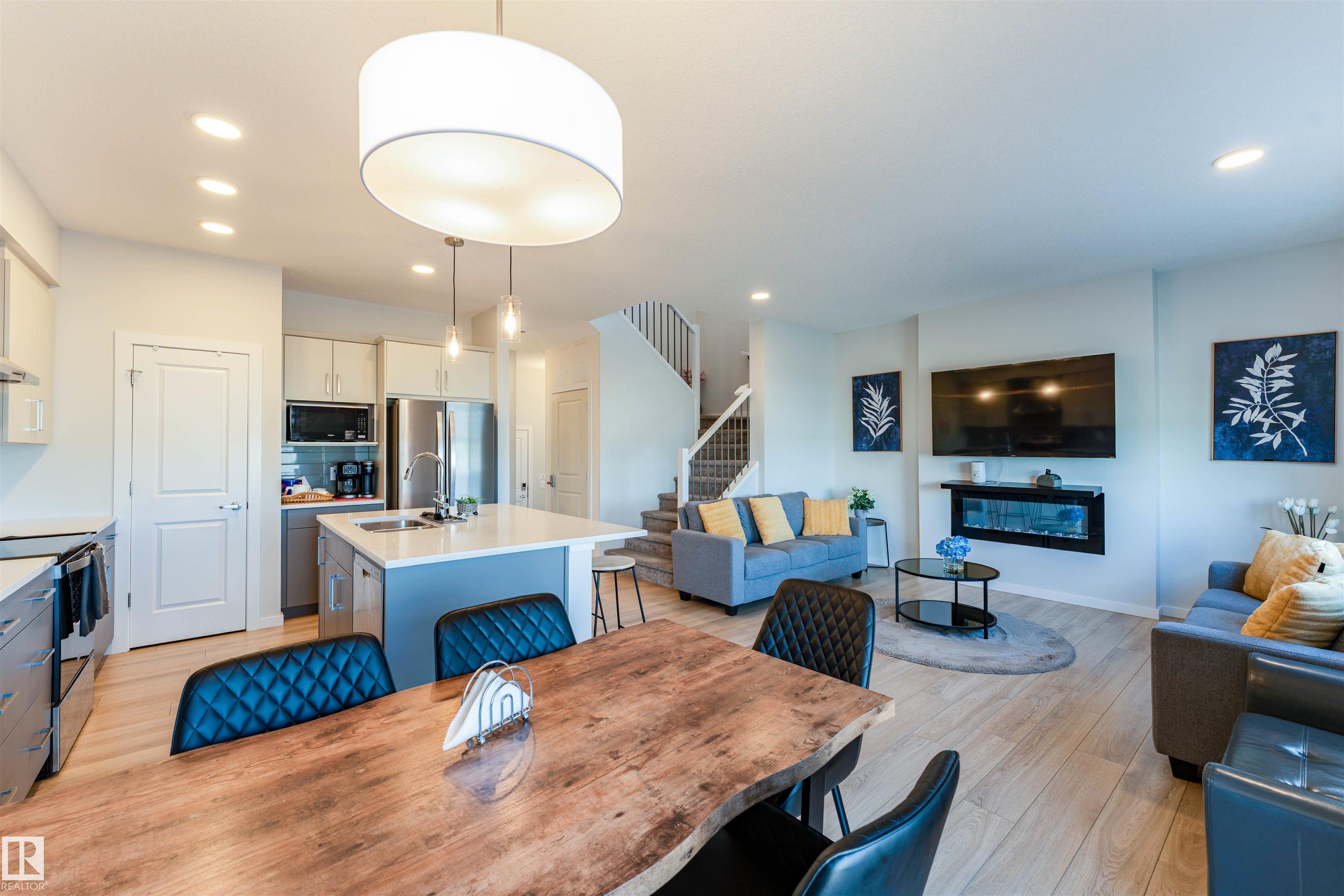 8426 228a Street NW, Rosenthal, Edmonton