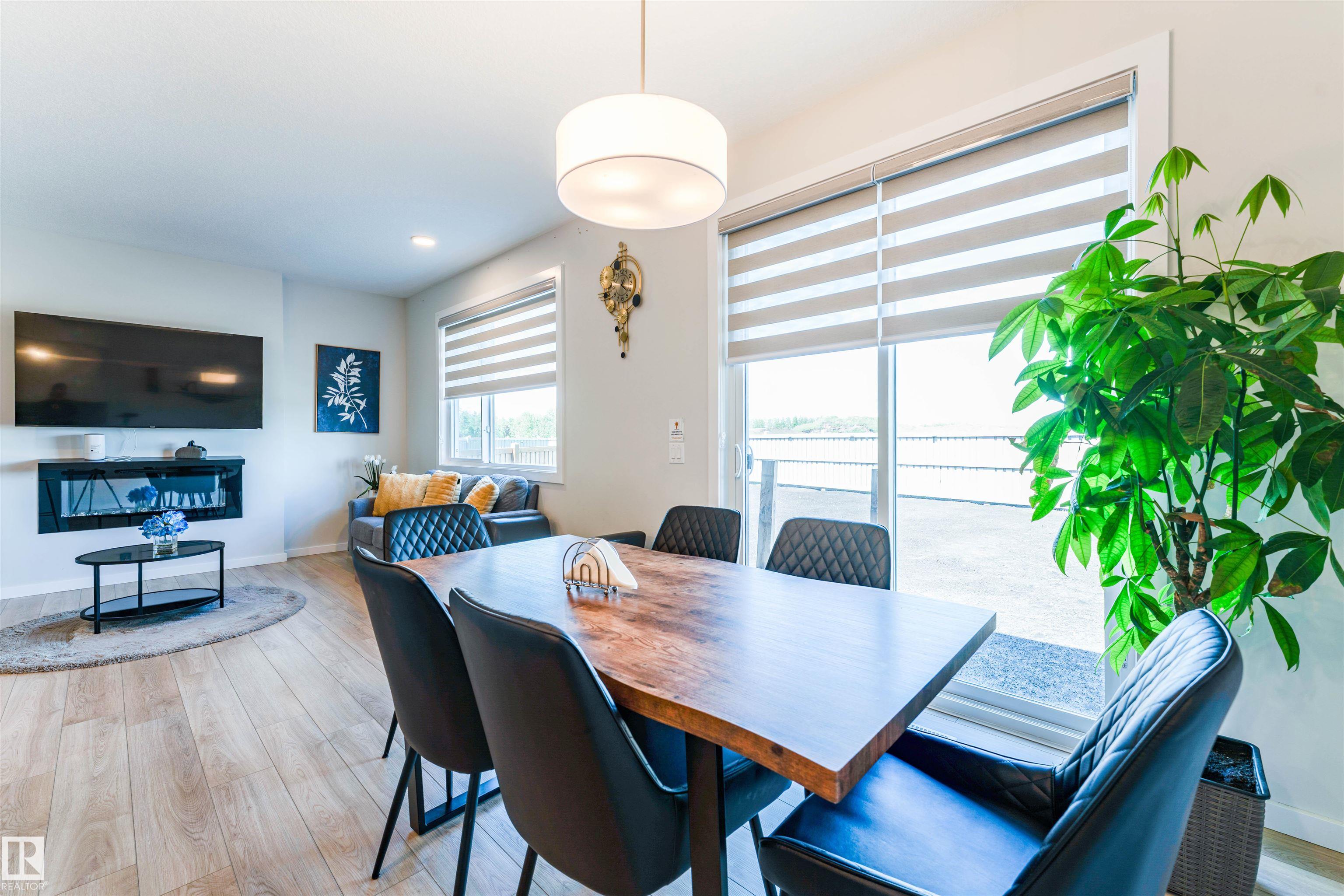Photo 10 at 8426 228a Street NW, Rosenthal, Edmonton