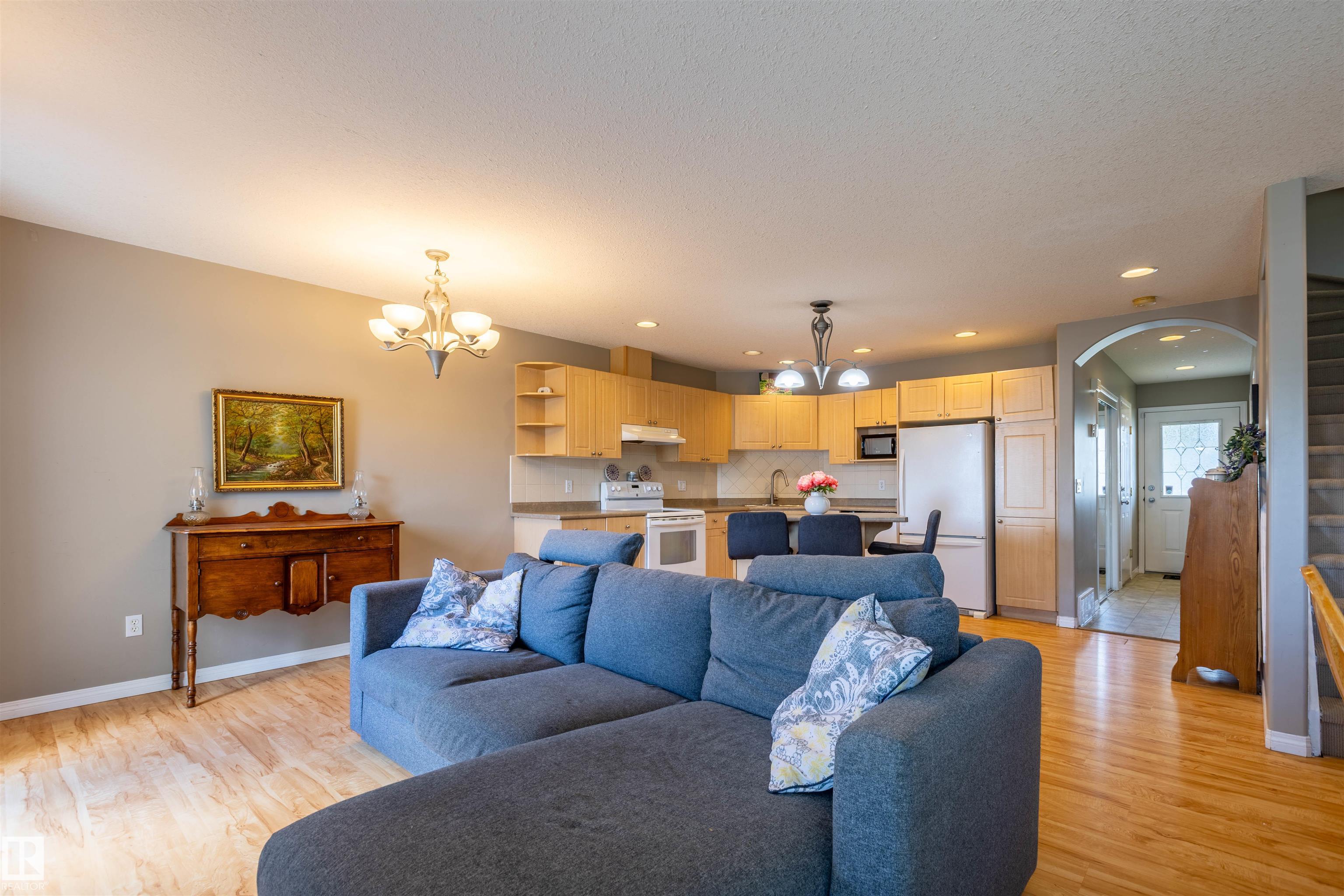 Photo 16 at 9509 99 Street, Morinville