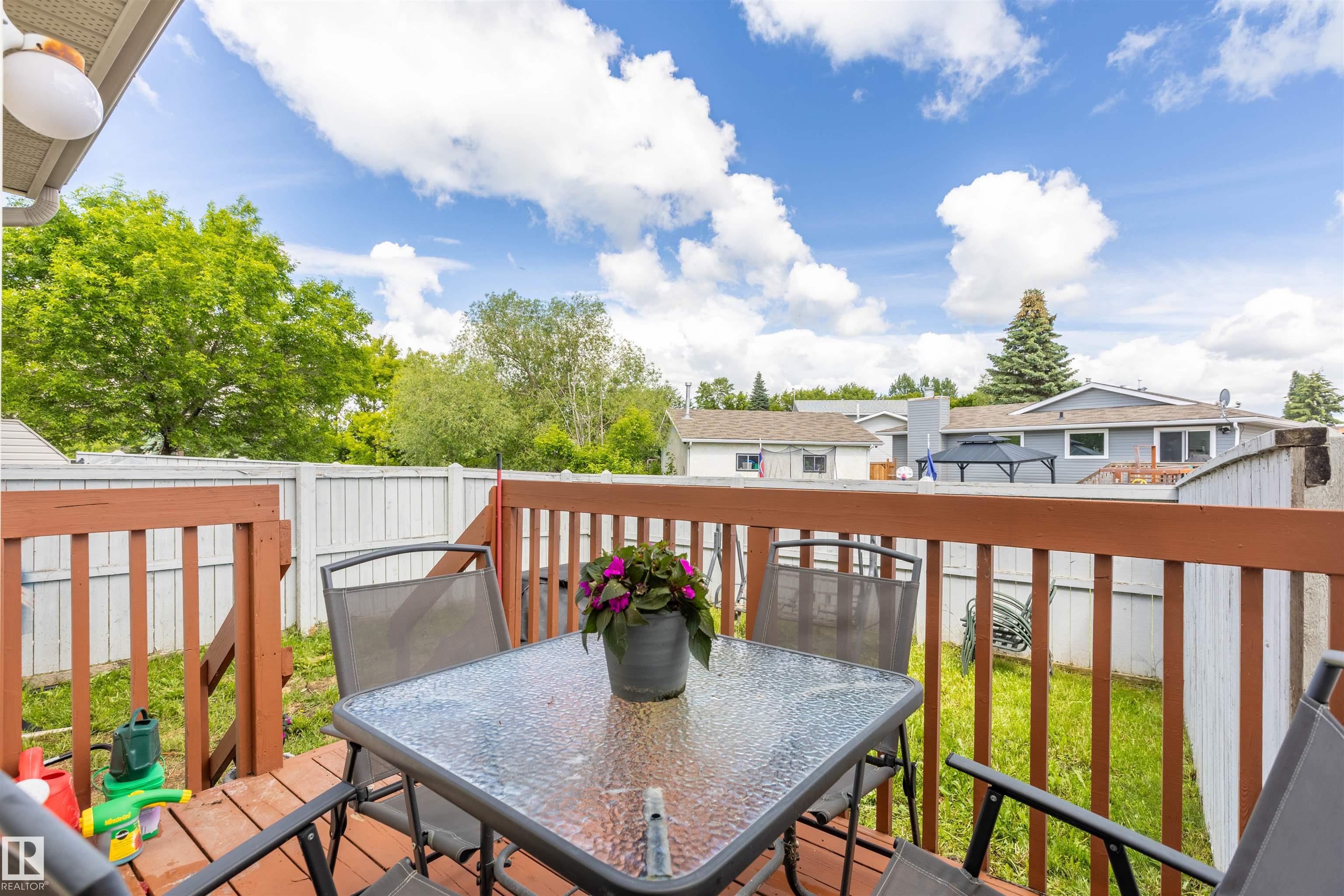 Photo 32 at 9509 99 Street, Morinville