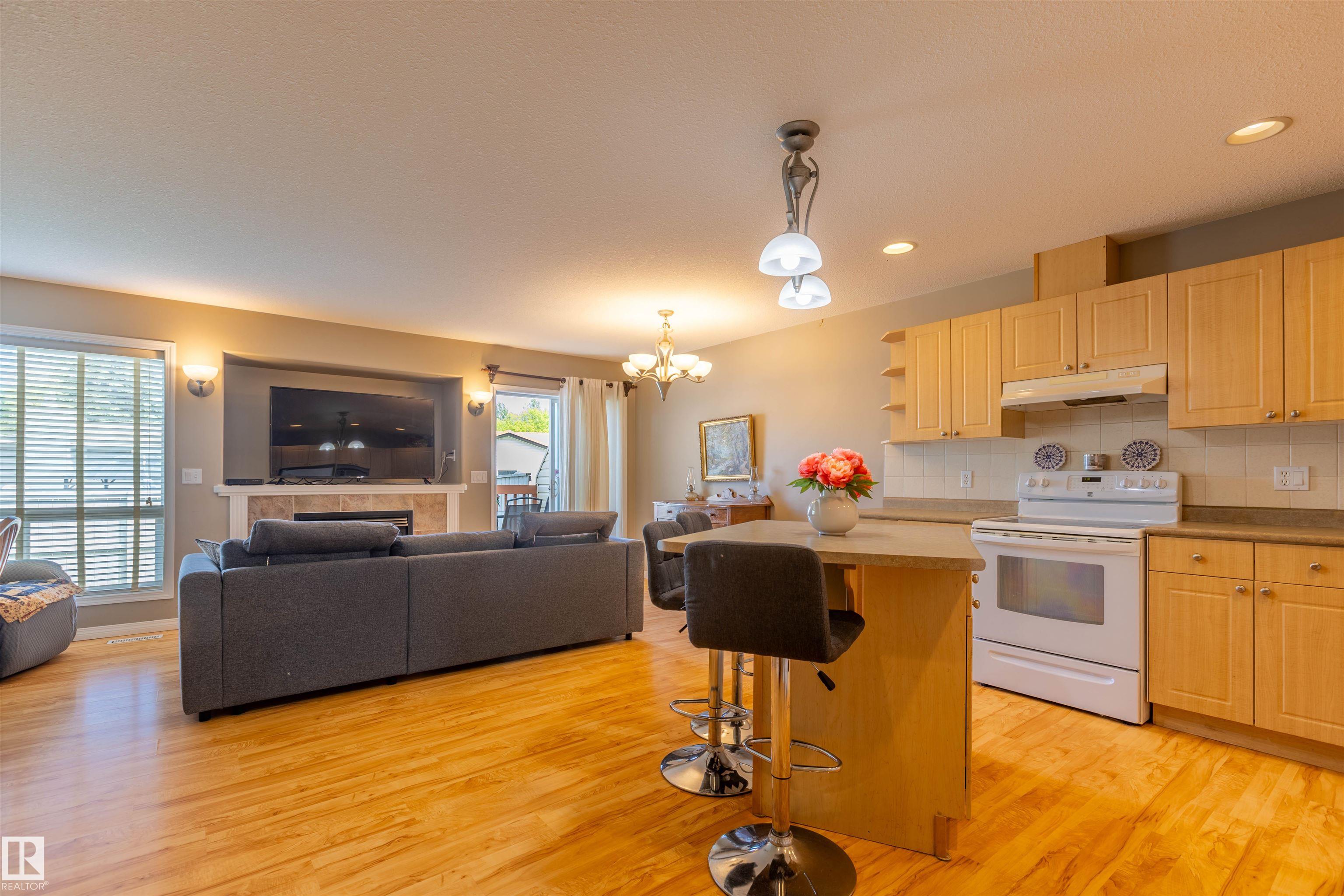 Photo 8 at 9509 99 Street, Morinville