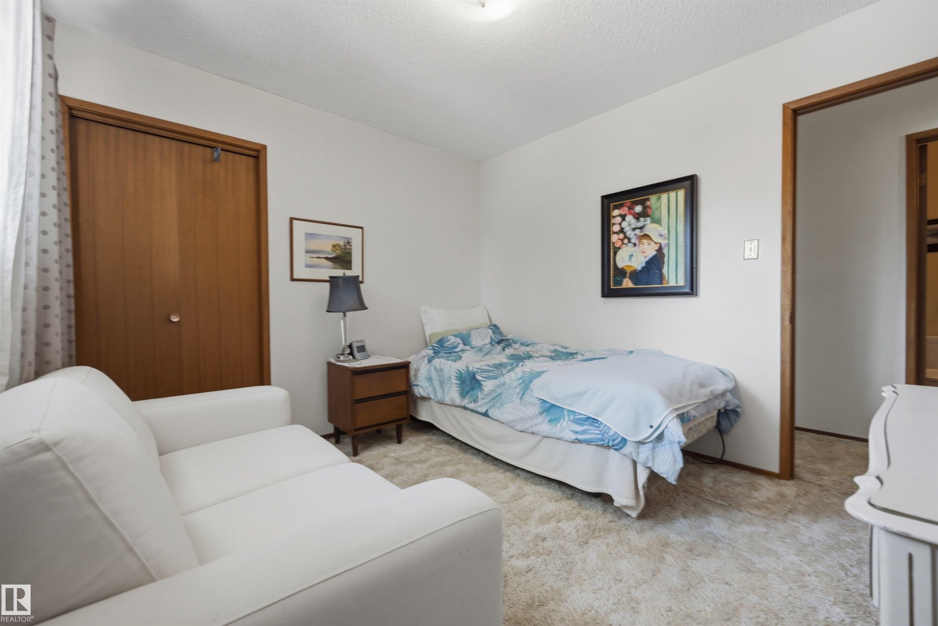 Photo 29 at 39 Manor Drive, Mills Haven, Sherwood Park
