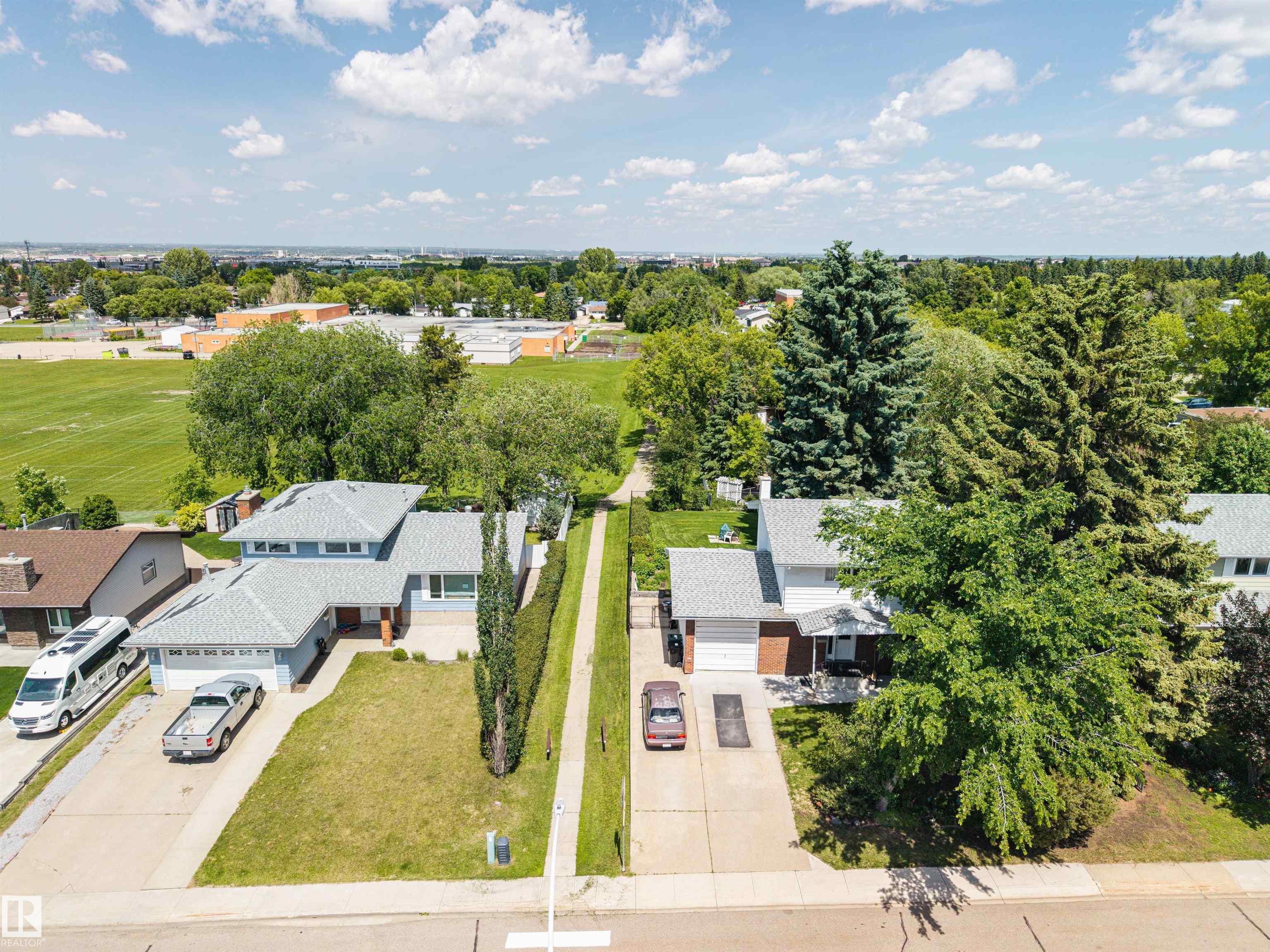 Photo 48 at 39 Manor Drive, Mills Haven, Sherwood Park