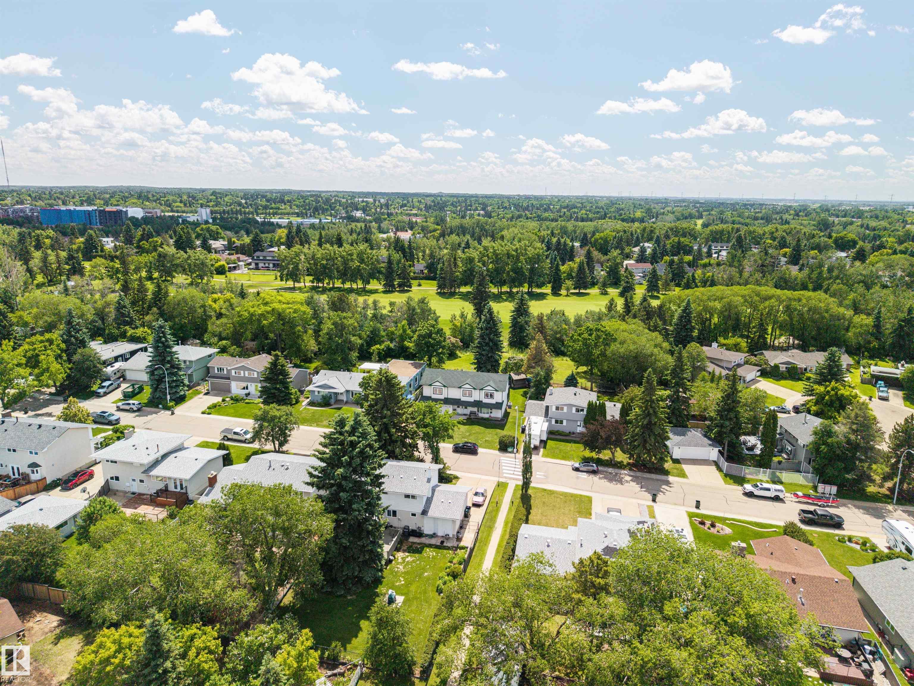 Photo 53 at 39 Manor Drive, Mills Haven, Sherwood Park