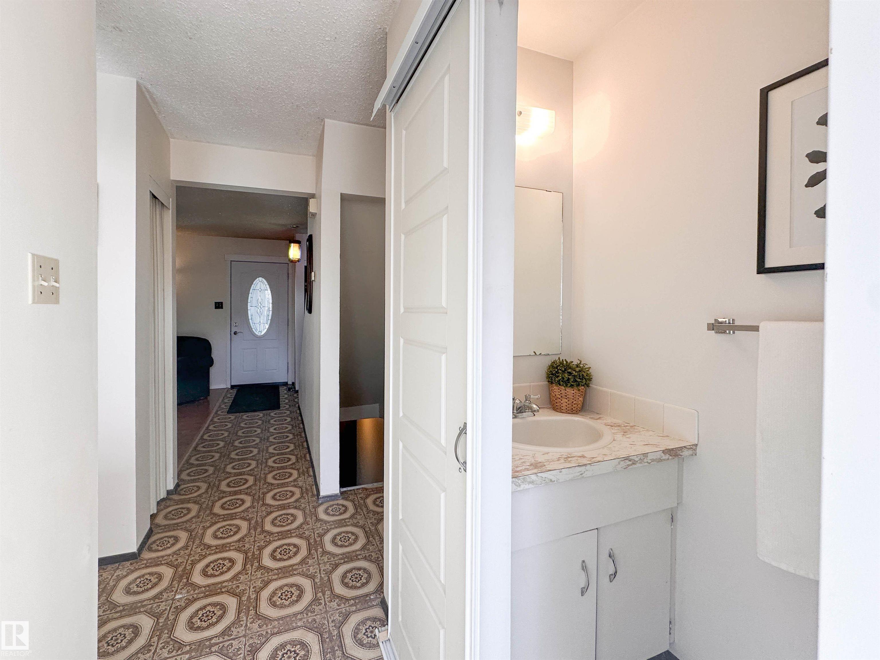 Photo 24 at 1 Forest Drive, Forest Lawn, St. Albert
