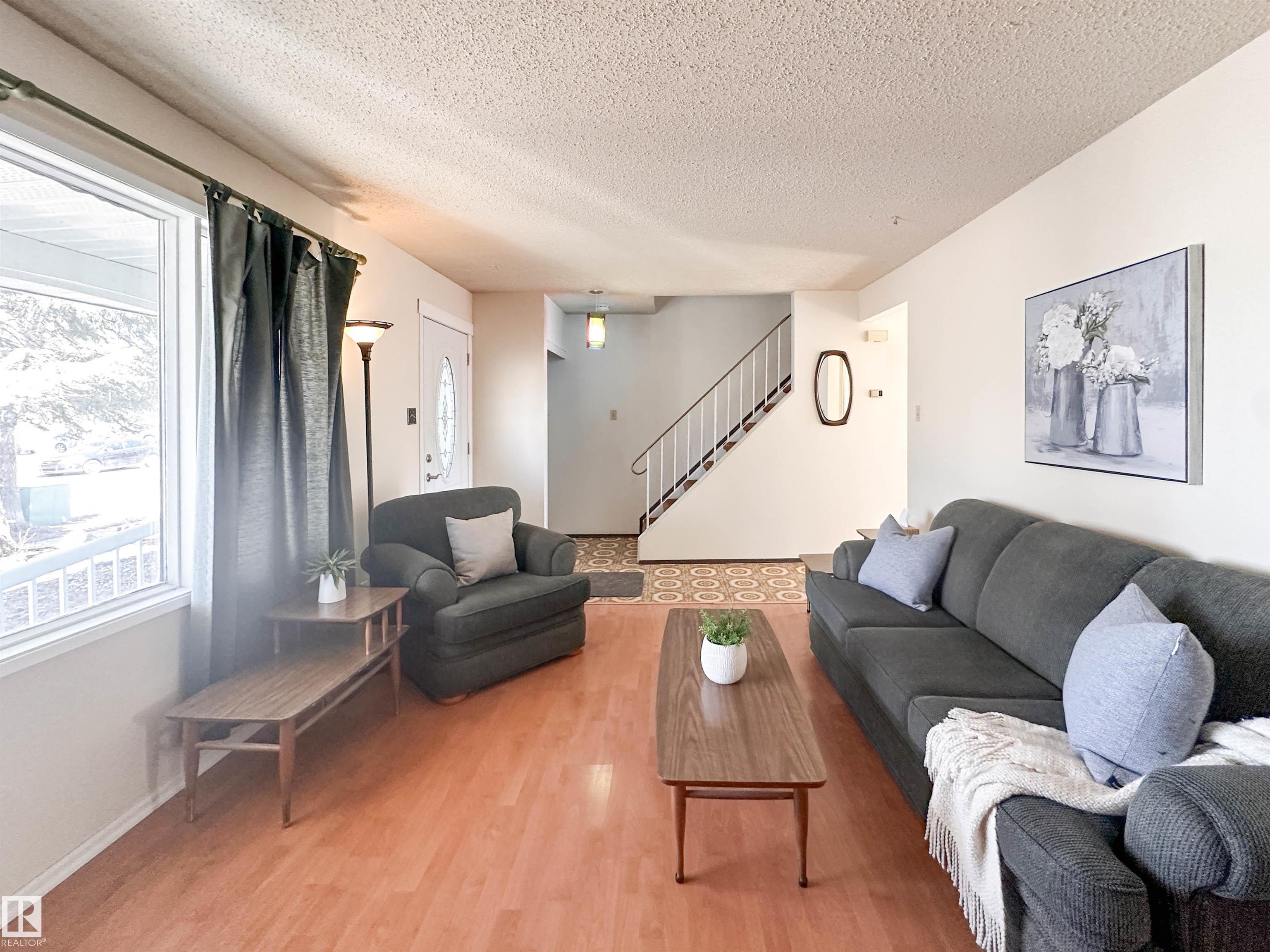 Photo 9 at 1 Forest Drive, Forest Lawn, St. Albert