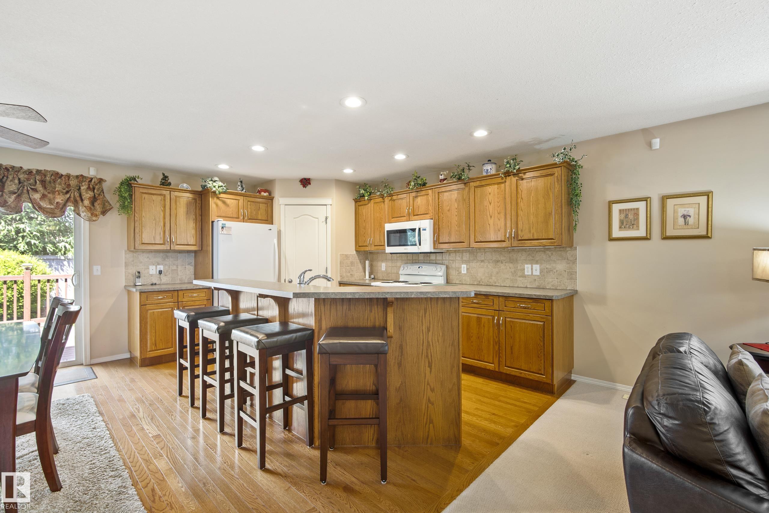 Photo 9 at 84 Ridgehaven Crescent, The Ridge, Sherwood Park
