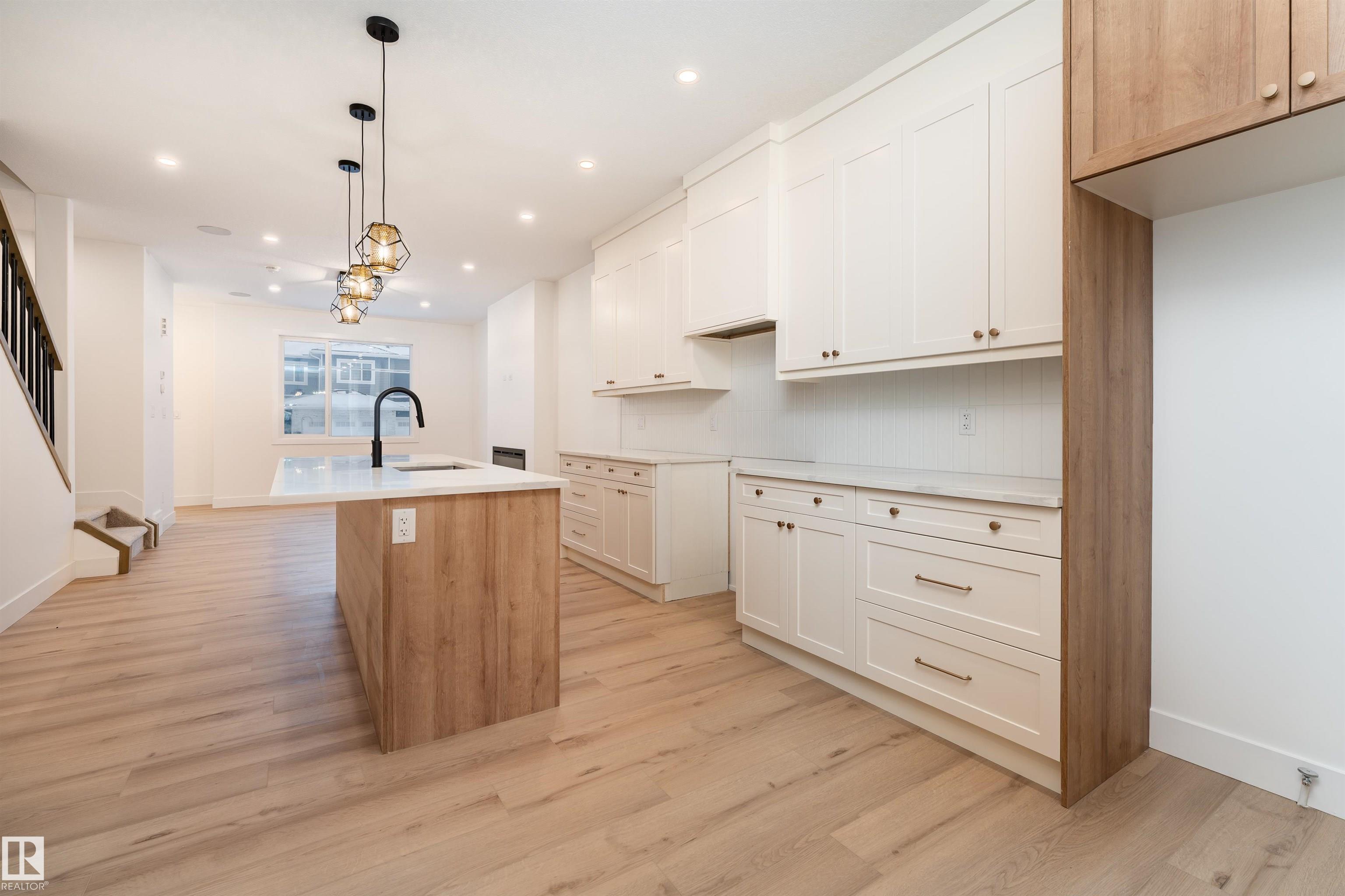 Photo 6 at 535 Robinson Boulevard, Robinson, Leduc