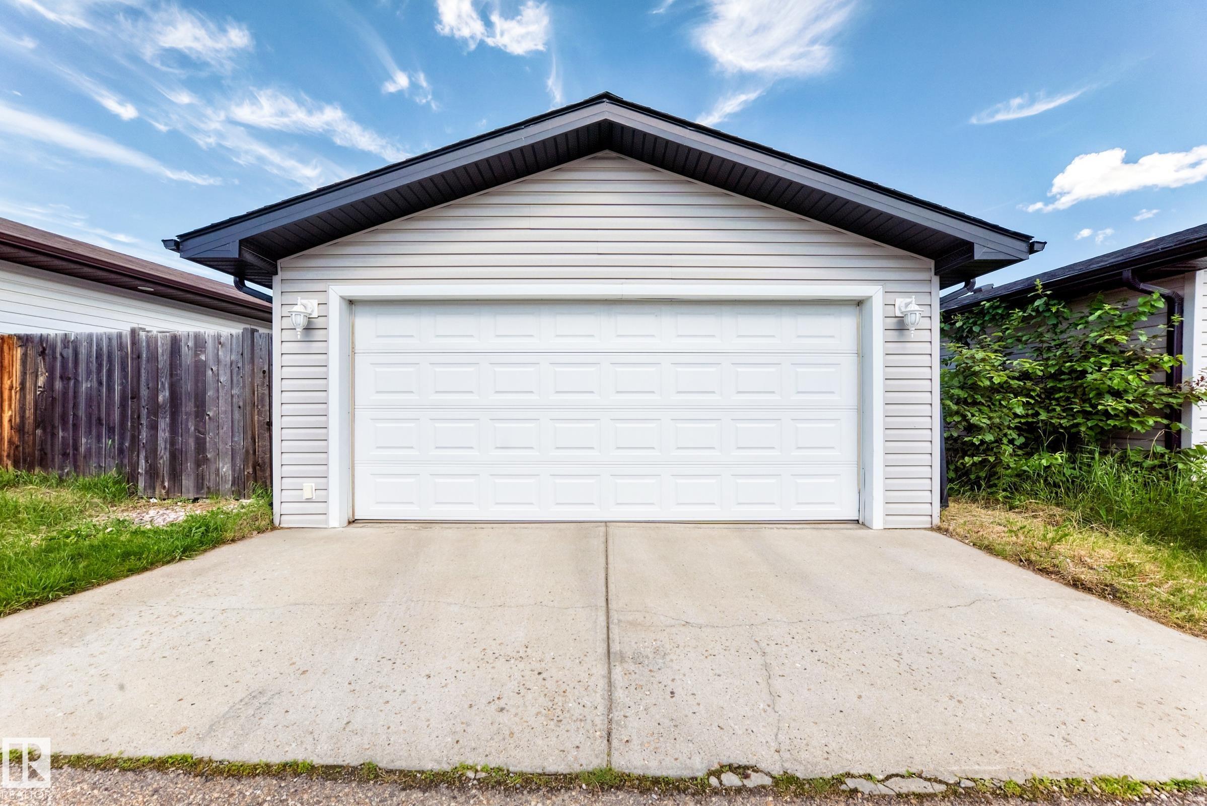 Photo 57 at 17408 87 Street NW, Klarvatten, Edmonton