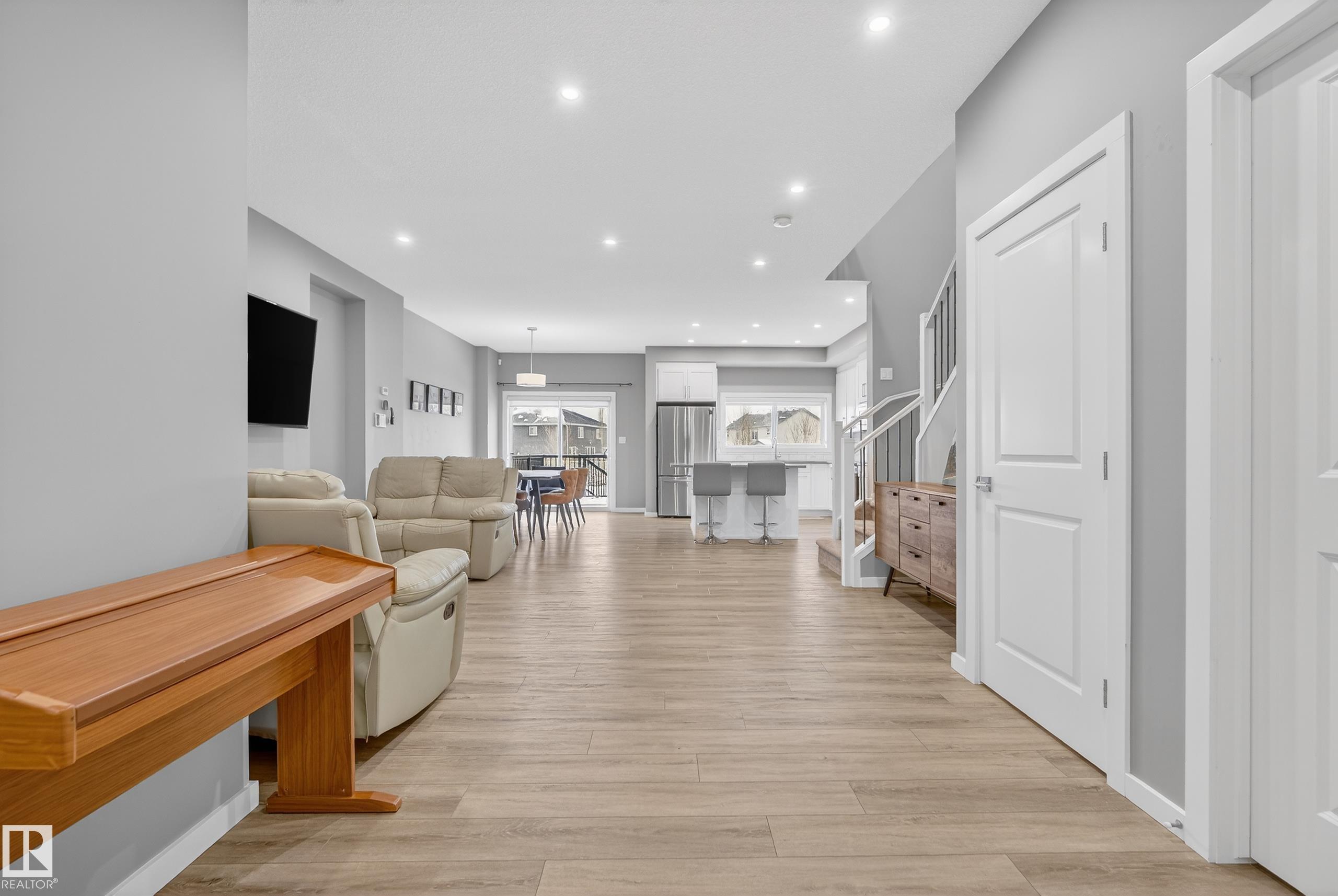 Photo 10 at 2382 Kelly Circle SW, Keswick, Edmonton