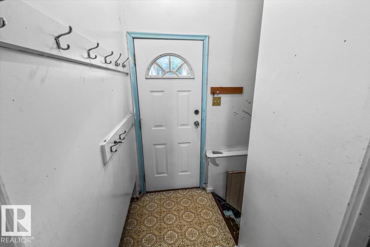 https://zimg.paragon.ice.com/ParagonImages/Property/PM/RAE/225408476/22/0/0/dc0ddff3b3e4dd53b33ef1112aea8aad/1/a557140f7a2c78cd8c918db3ed2349f6/225408476-a154d9a7-32dd-4ecb-af42-670507365dd2.JPG