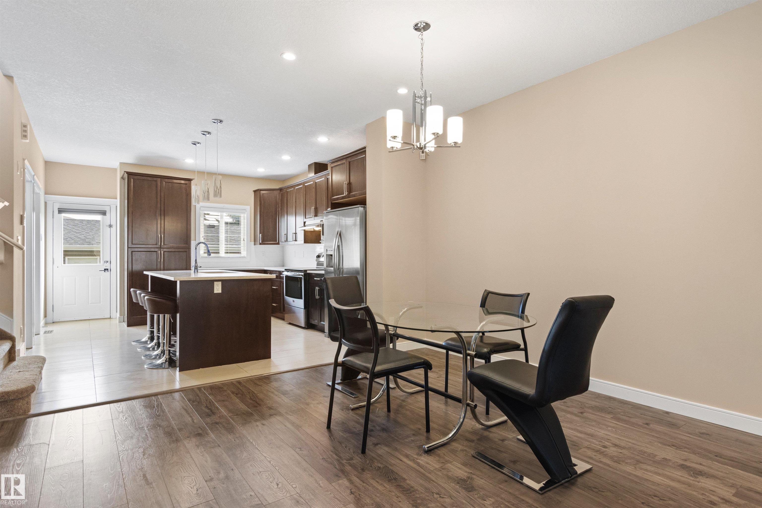https://zimg.paragon.ice.com/ParagonImages/Property/PM/RAE/225408486/10/0/0/494dca231520ecea670a1c5148ecf331/1/7959722188b04bc5cf01ffdf7550aa64/225408486-660fec05-4f25-4e83-b874-9252d08b78bf.JPG