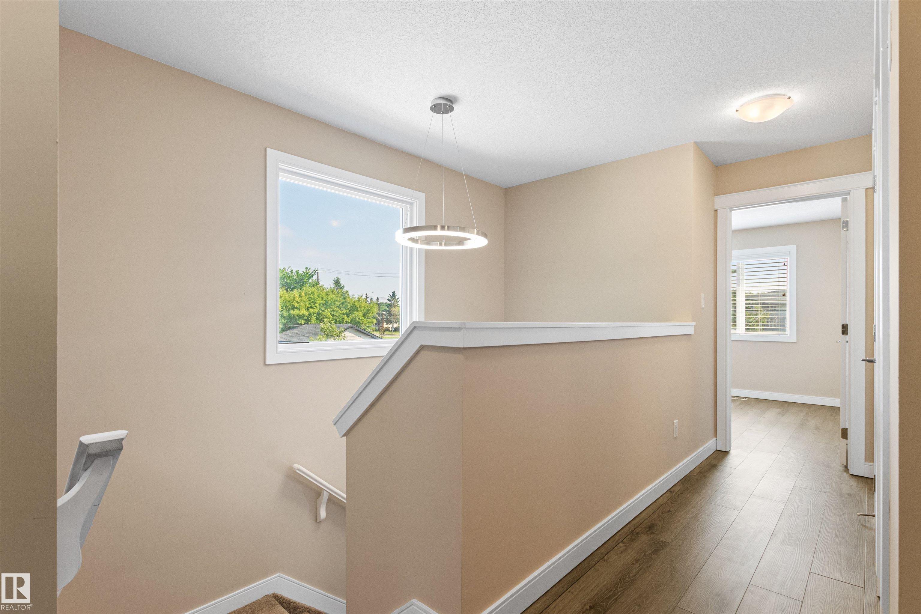 https://zimg.paragon.ice.com/ParagonImages/Property/PM/RAE/225408486/19/0/0/749eb9f0190a9a1f7b54fb66a221bc17/1/7959722188b04bc5cf01ffdf7550aa64/225408486-1fa1cc16-8ddf-483e-8655-e608d17d4563.JPG