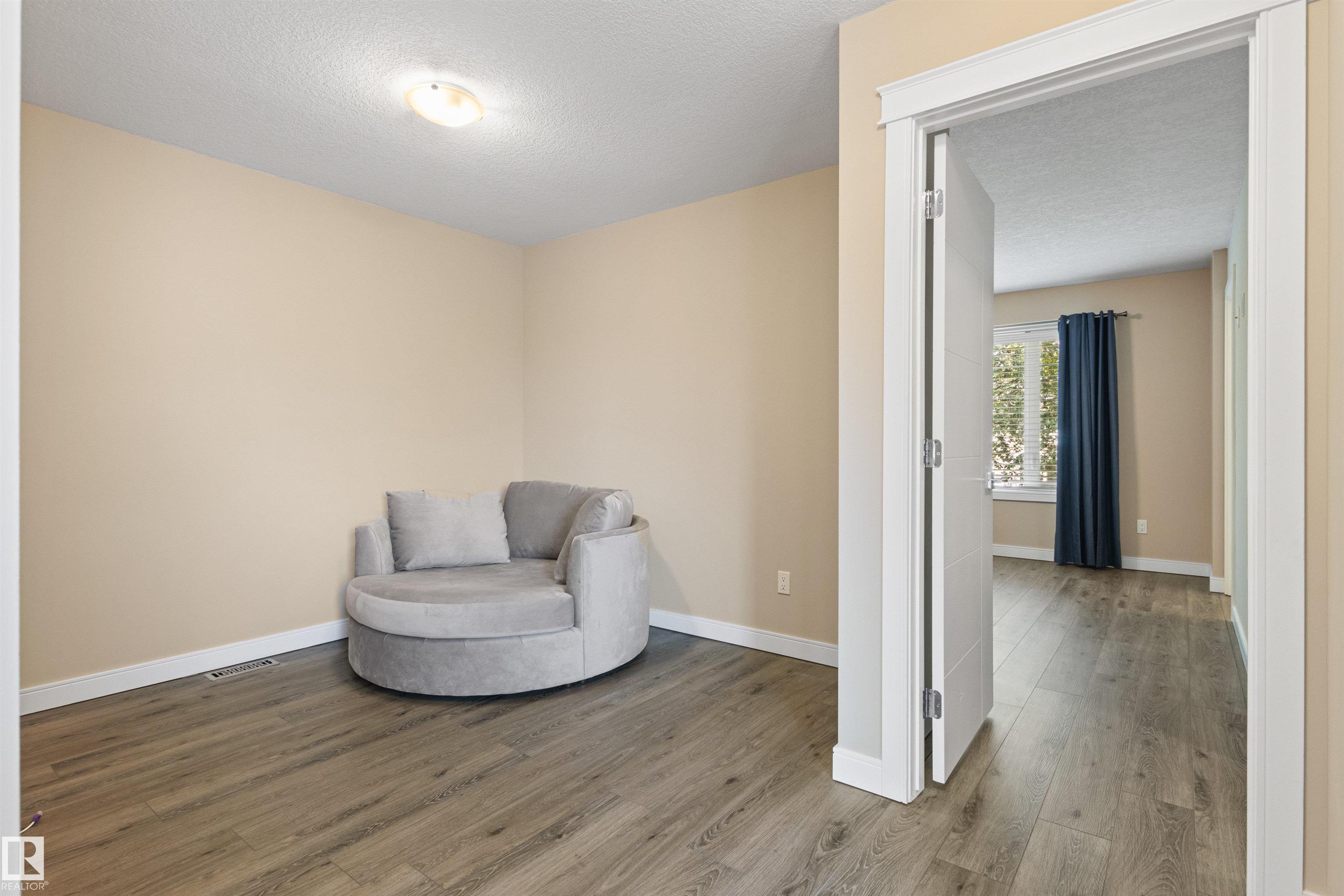 https://zimg.paragon.ice.com/ParagonImages/Property/PM/RAE/225408486/22/0/0/60ab1c548ef328e8bc3aae76eaca7885/1/7959722188b04bc5cf01ffdf7550aa64/225408486-f6712106-6047-4a26-a039-04d0cdd0ab87.JPG
