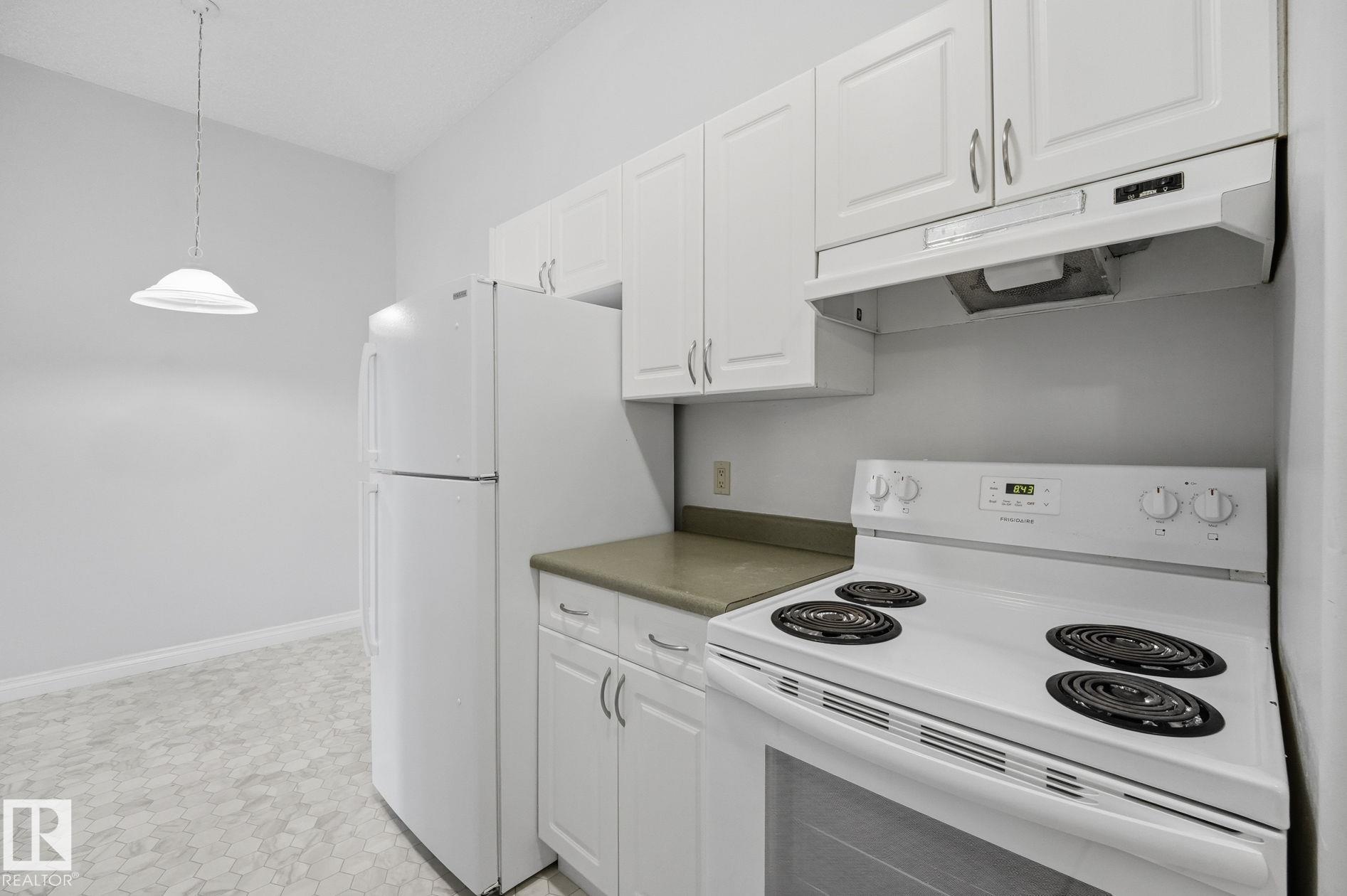 Photo 9 at 105 - 11446 40 Avenue NW, Royal Gardens, Edmonton