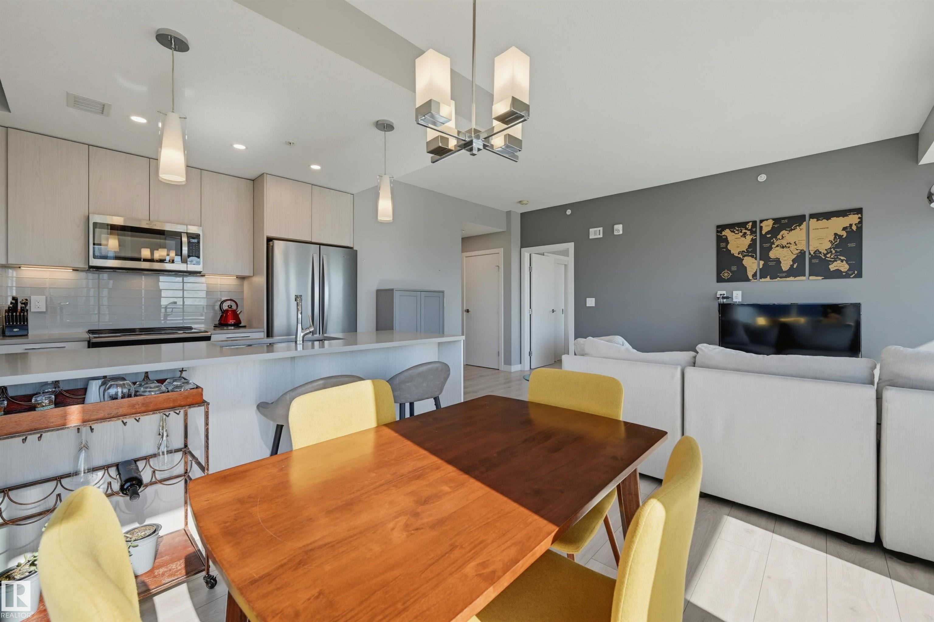 Photo 10 at 2804 - 10180 103 Street NW, Downtown, Edmonton