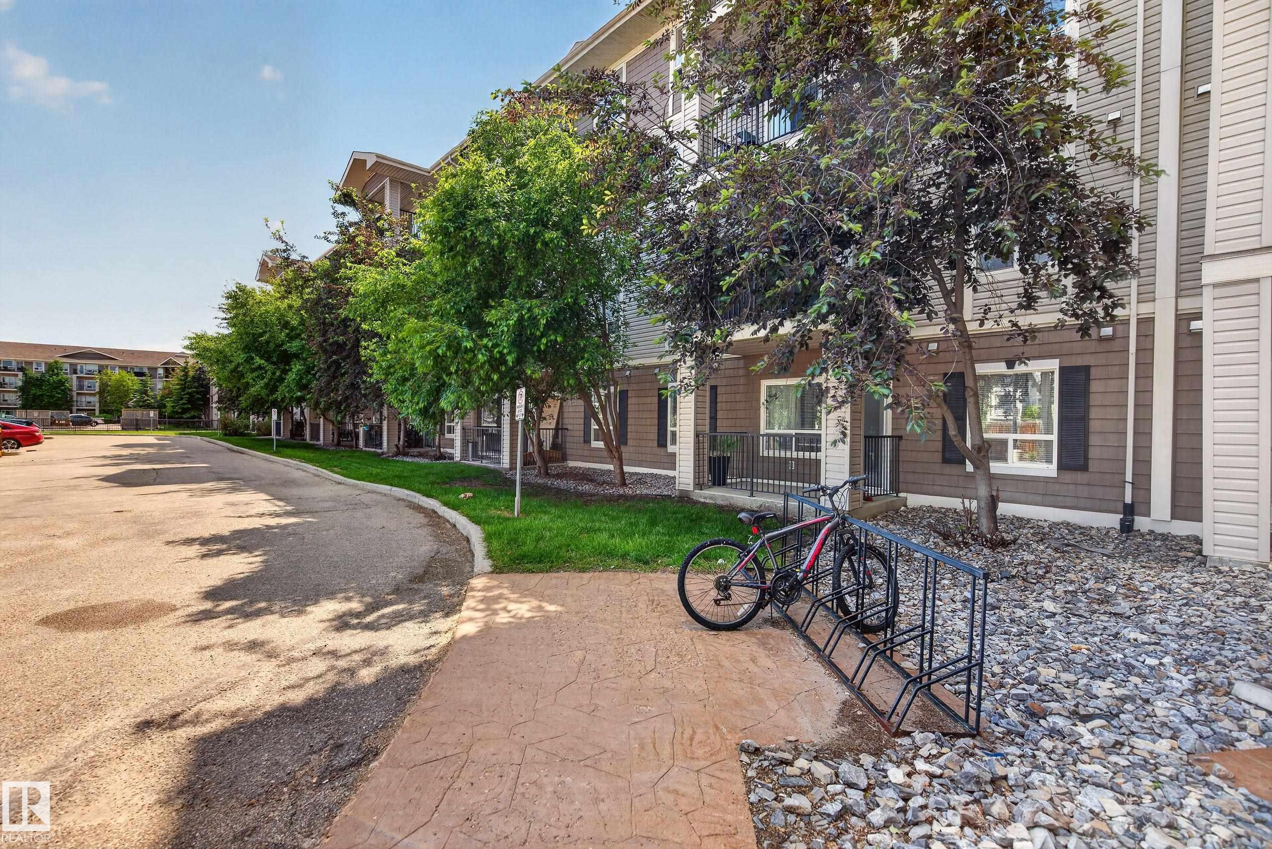 7121 - 7327 South Terwillegar Drive NW, South Terwillegar, Edmonton