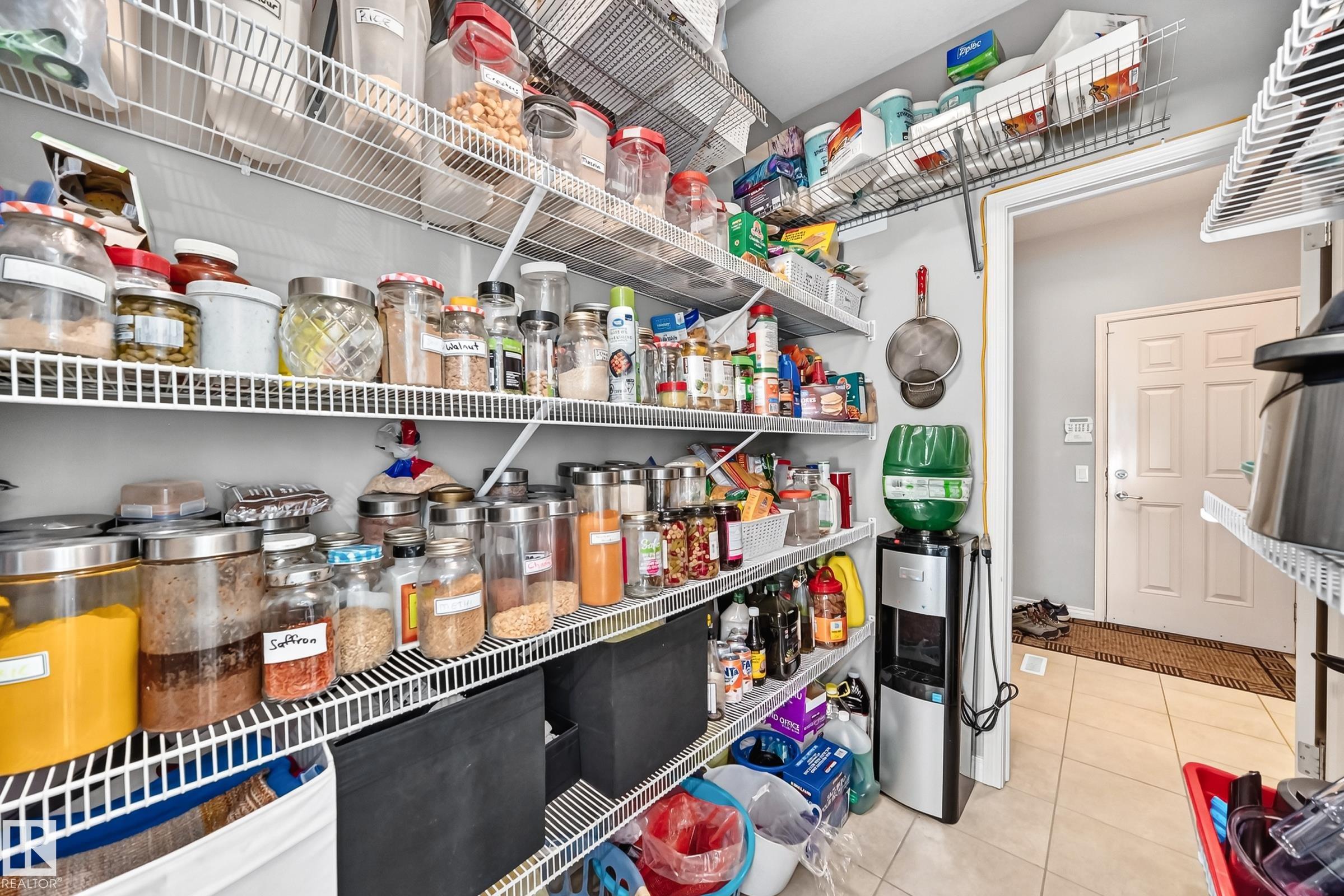 https://zimg.paragon.ice.com/ParagonImages/Property/PM/RAE/225408588/35/0/0/96682eeb5caf8ebe86cf173a067d114a/1/3c9f746fa2a0befdbb1f68105e3649f6/225408588-fb54a0a2-04a0-45f2-9ece-55b68504dbbb.JPG
