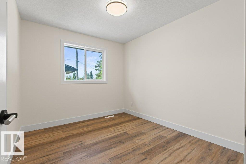 https://zimg.paragon.ice.com/ParagonImages/Property/PM/RAE/225408642/24/0/0/3f038c2167a86cbd715fc594317a8bb5/1/eb8786ad61e83e17fecc04f865a29550/225408642-002767f0-70ca-4a7f-aa4b-29e5fde16daf.JPG