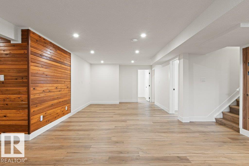 https://zimg.paragon.ice.com/ParagonImages/Property/PM/RAE/225408642/28/0/0/242c785dcbb20c301ed5365f192ff849/1/eb8786ad61e83e17fecc04f865a29550/225408642-ccfd85ec-0c4a-499d-a738-c12edde1fbca.JPG