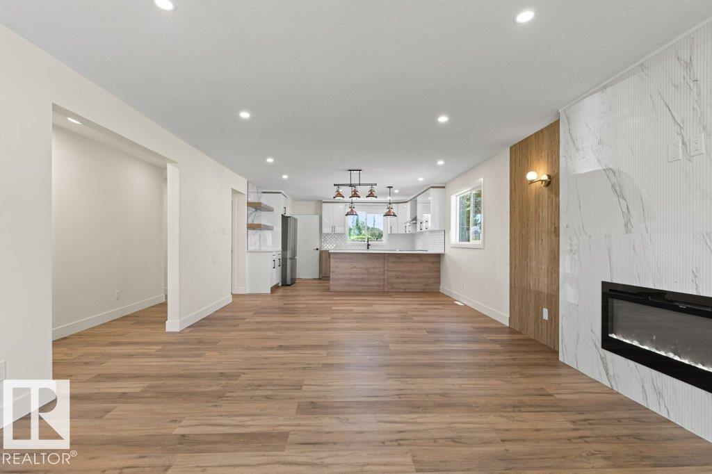 Picture for 16203 88 AV NW