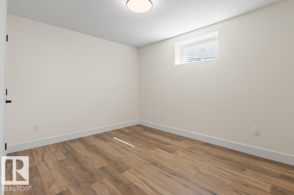 https://zimg.paragon.ice.com/ParagonImages/Property/PM/RAE/225408642/38/0/0/3c7b400786cbf89736444fe2fe0a8735/1/eb8786ad61e83e17fecc04f865a29550/225408642-569f04ff-c844-4233-90bf-d9d282319151.JPG