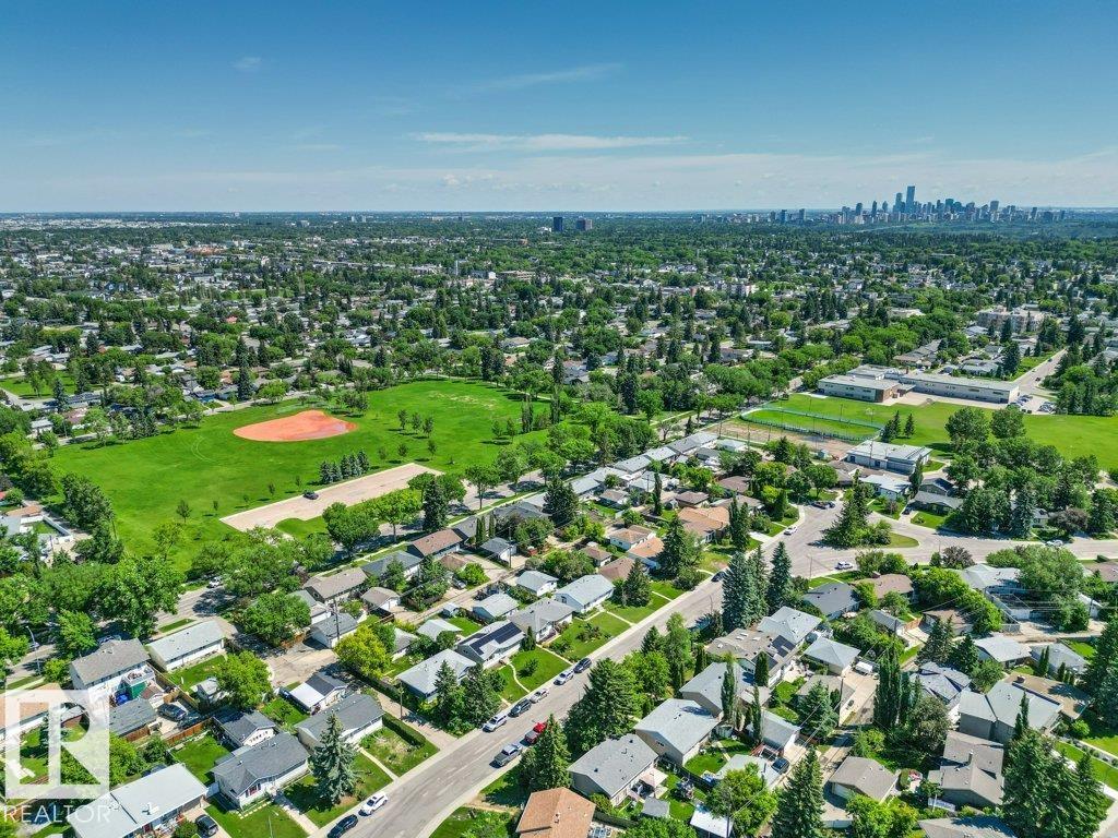 https://zimg.paragon.ice.com/ParagonImages/Property/PM/RAE/225408642/49/0/0/4aa0045bfca3e9dbbfa629a36e6f53f1/1/eb8786ad61e83e17fecc04f865a29550/225408642-f190185f-7206-4e89-a954-06d4e1b5aa36.JPG