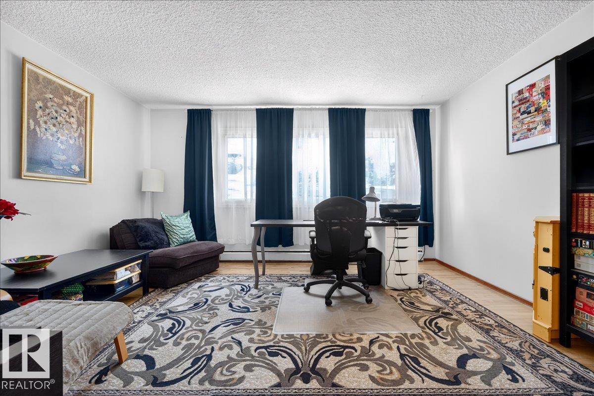 Photo 21 at 33 - 10230 122 Street NW, Wîhkwêntôwin, Edmonton